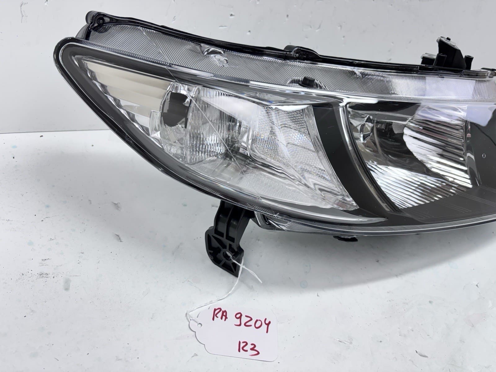 2006 2007 2008 2009 2010 2011 HONDA CIVIC HALOGEN FRONT RIGHT HEADLIGHT AFTERMAR - Image 8