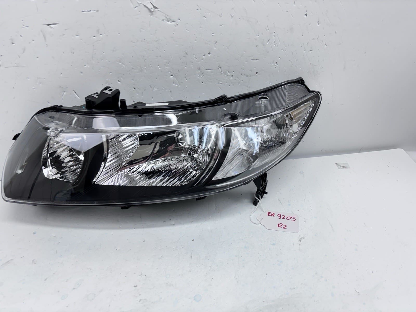 2006 2007 2008 2009 2010 2011 HONDA CIVIC HALOGEN FRONT LEFT HEADLIGHT AFTERMAR - Image 2