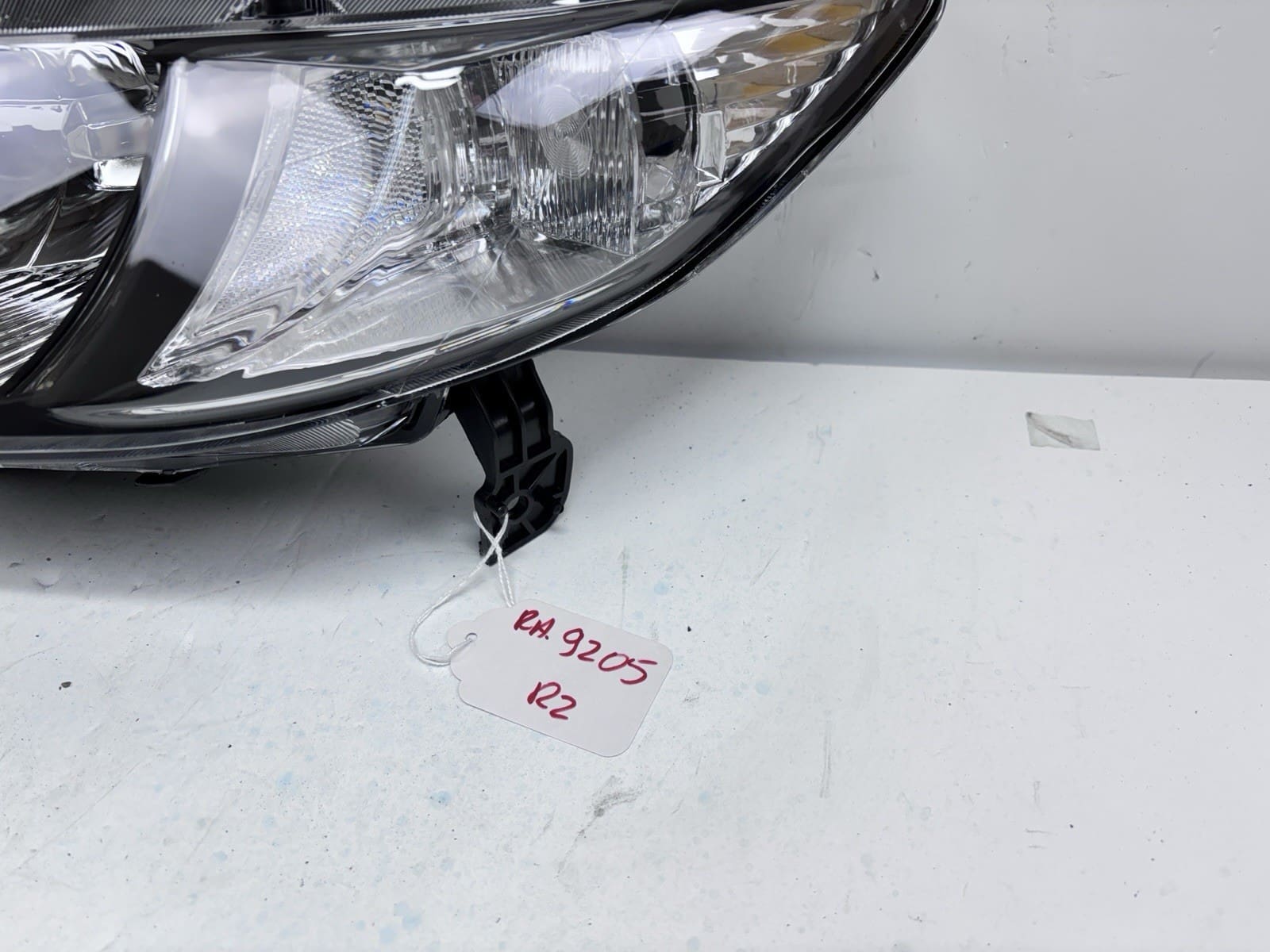 2006 2007 2008 2009 2010 2011 HONDA CIVIC HALOGEN FRONT LEFT HEADLIGHT AFTERMAR - Image 3