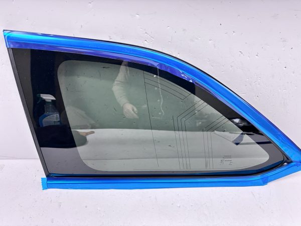 OEM 62720-0e150 2014-2017 2018 2019 Toyota Highlander Rear Left Quarter Glass - Image 7