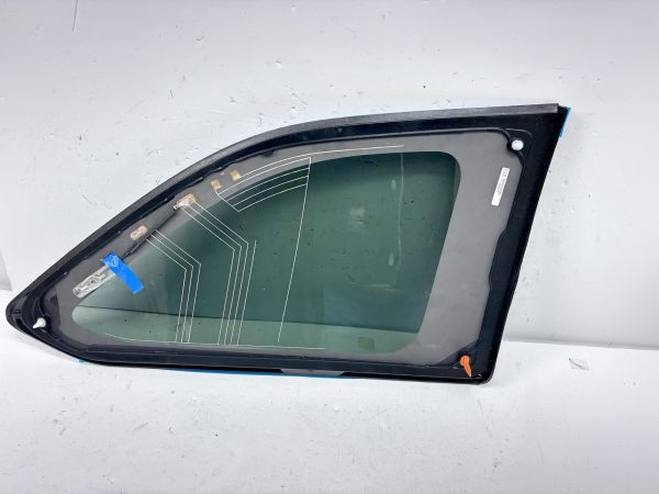 OEM 62720-0e150 2014-2017 2018 2019 Toyota Highlander Rear Left Quarter Glass - Image 9