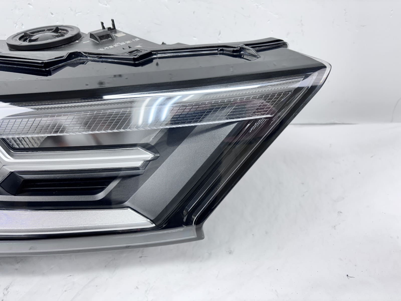 NICE 4m0941012b 2020 2021 2022 2023 2024 AUDI Q7 LED FRONT RIGHT OEM HEADLIGHT - Image 3