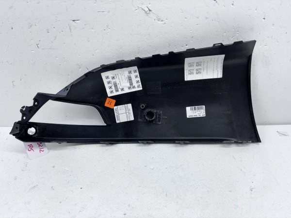OEM lr105620 2018-2022 Land Rover Ranger Rover Sport Rear Left Bumber Molding - Image 12