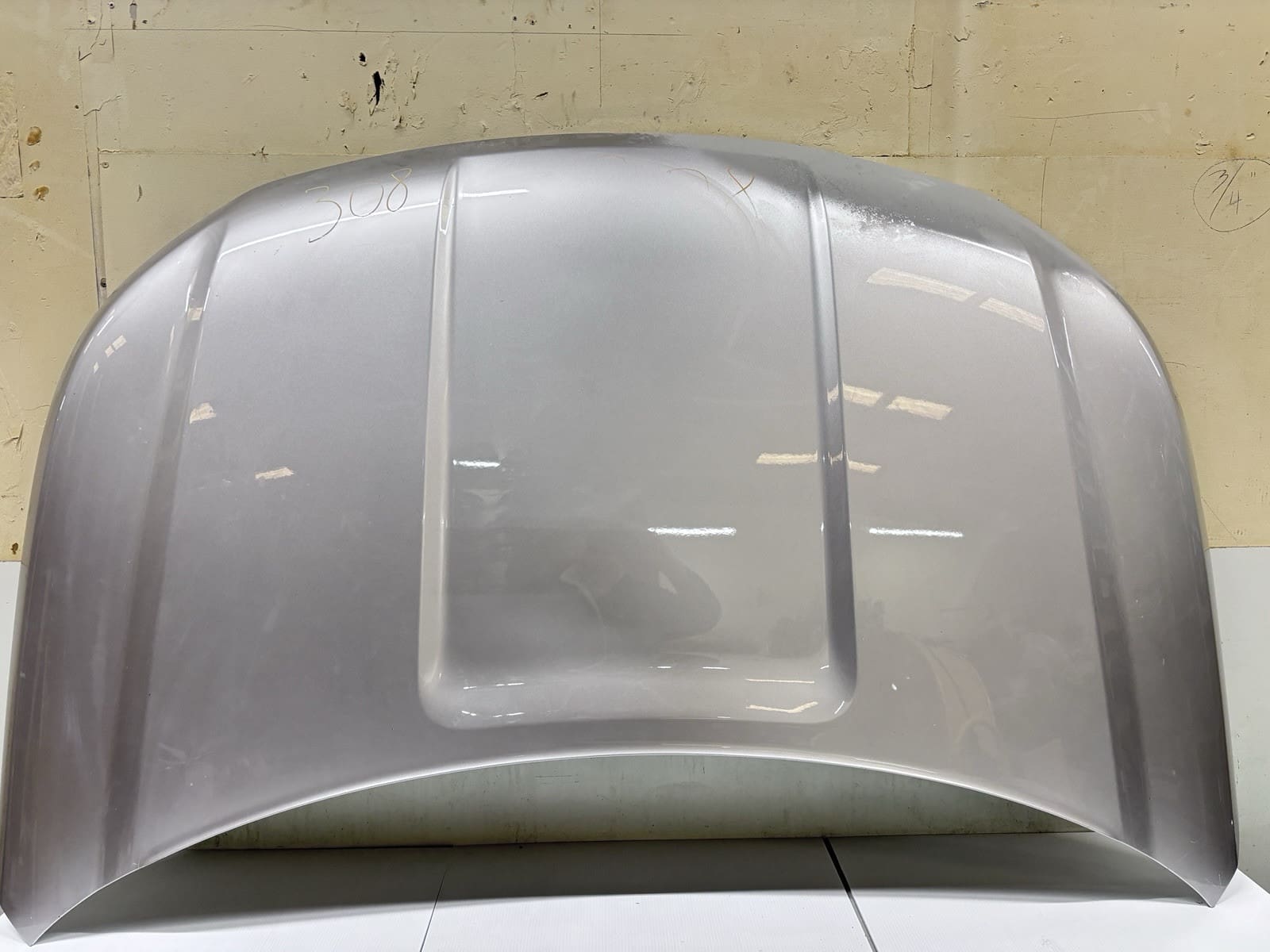 2016 2017 2018 2019 FORD EXPLORER HOOD OEM USED GENUINE SILVER ALUMINUM