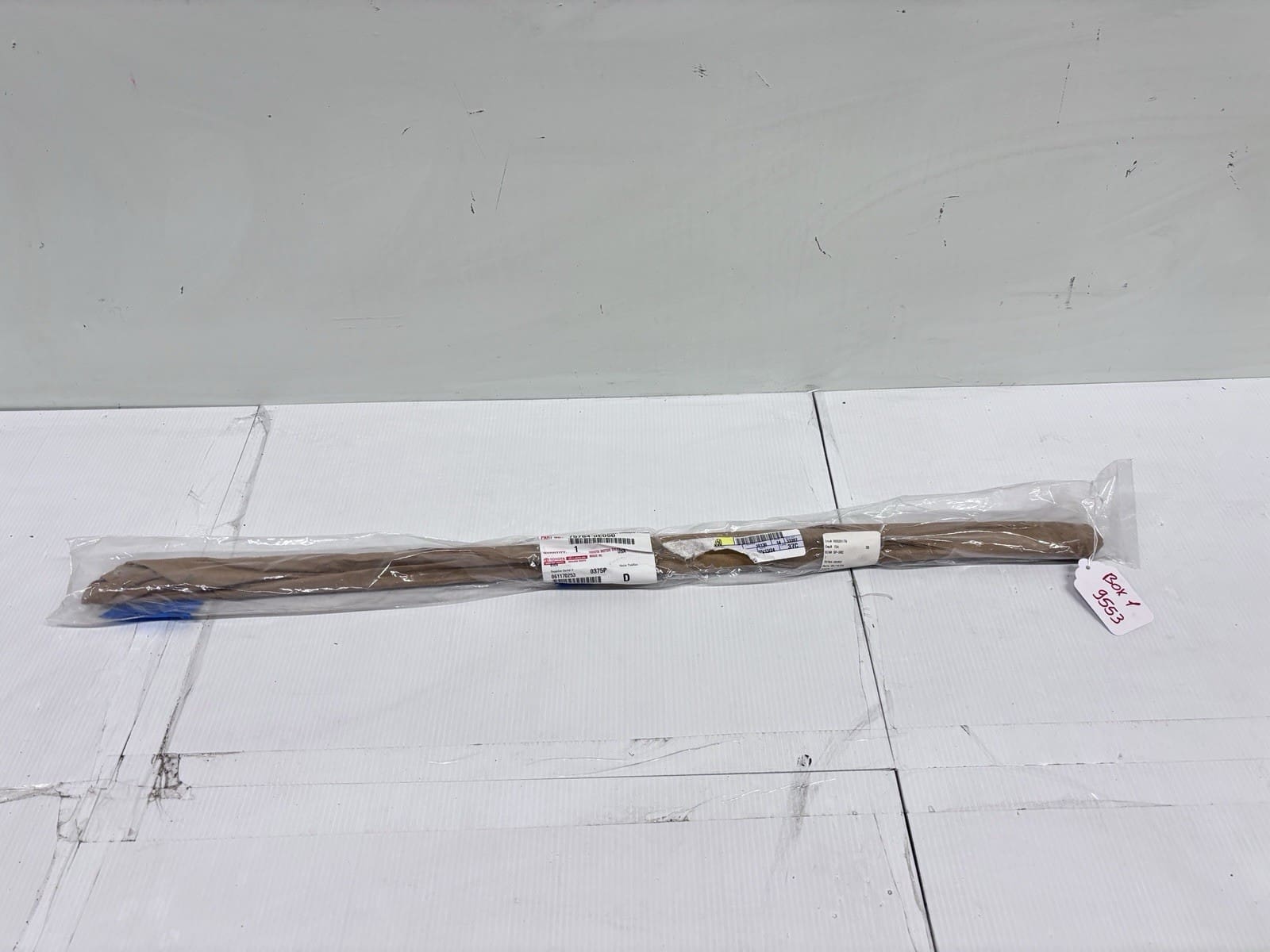 2020-23 Toyota Highlander Rear OEM Left Door Window Frame Molding 75764-0e050 - Image 3