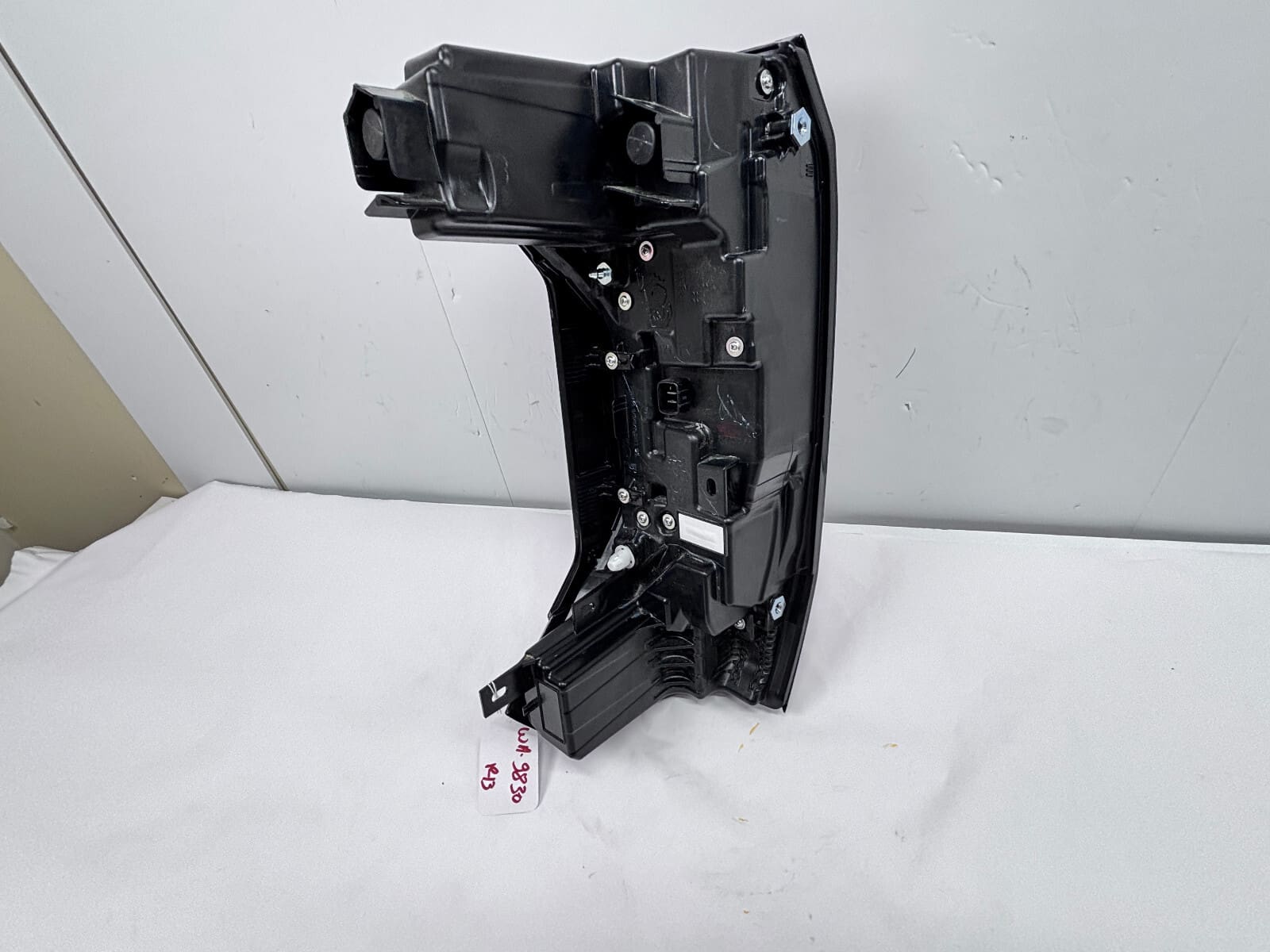2022-2025 Toyota Tundra LED Rear Right OEM Tail Light - Image 17