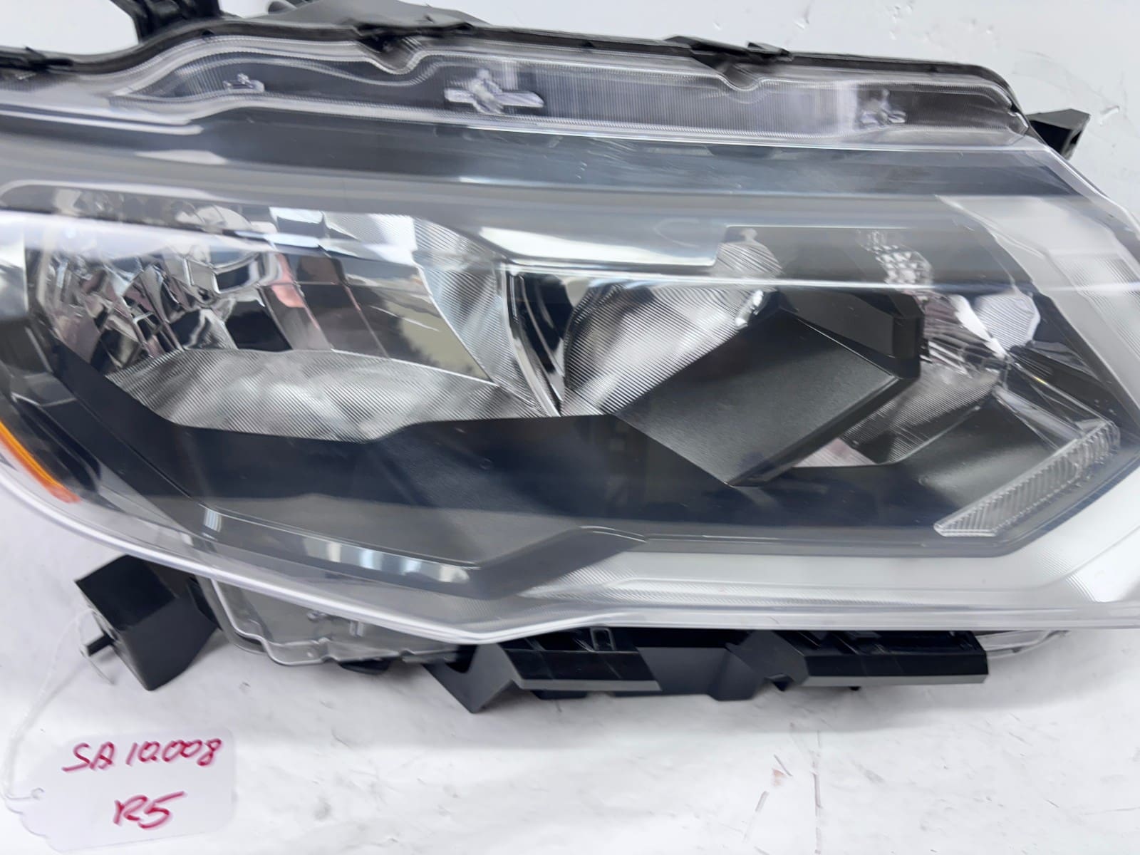 2017-2020 Nissan Rogue Halogen LED Front Right Headlight - Image 12