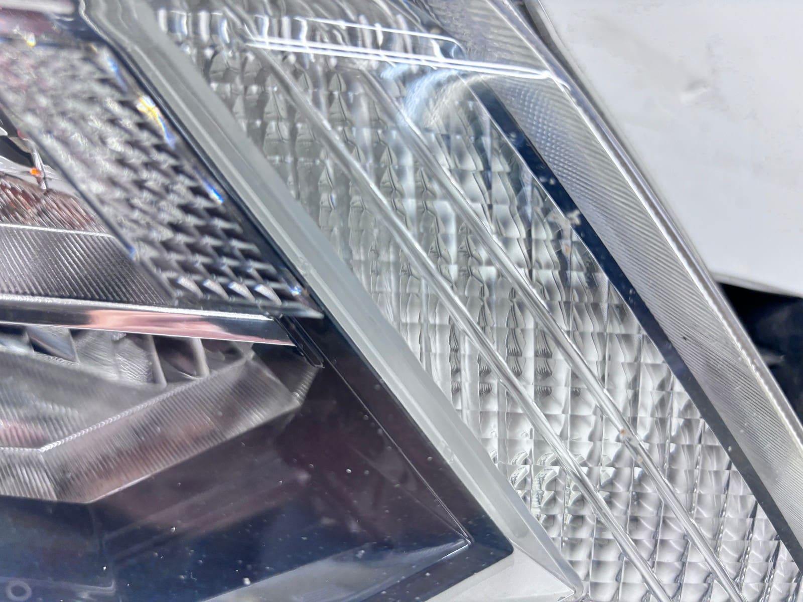 2017-20 Nissan Pathfinder Halogen Front Right Headlight - Image 10