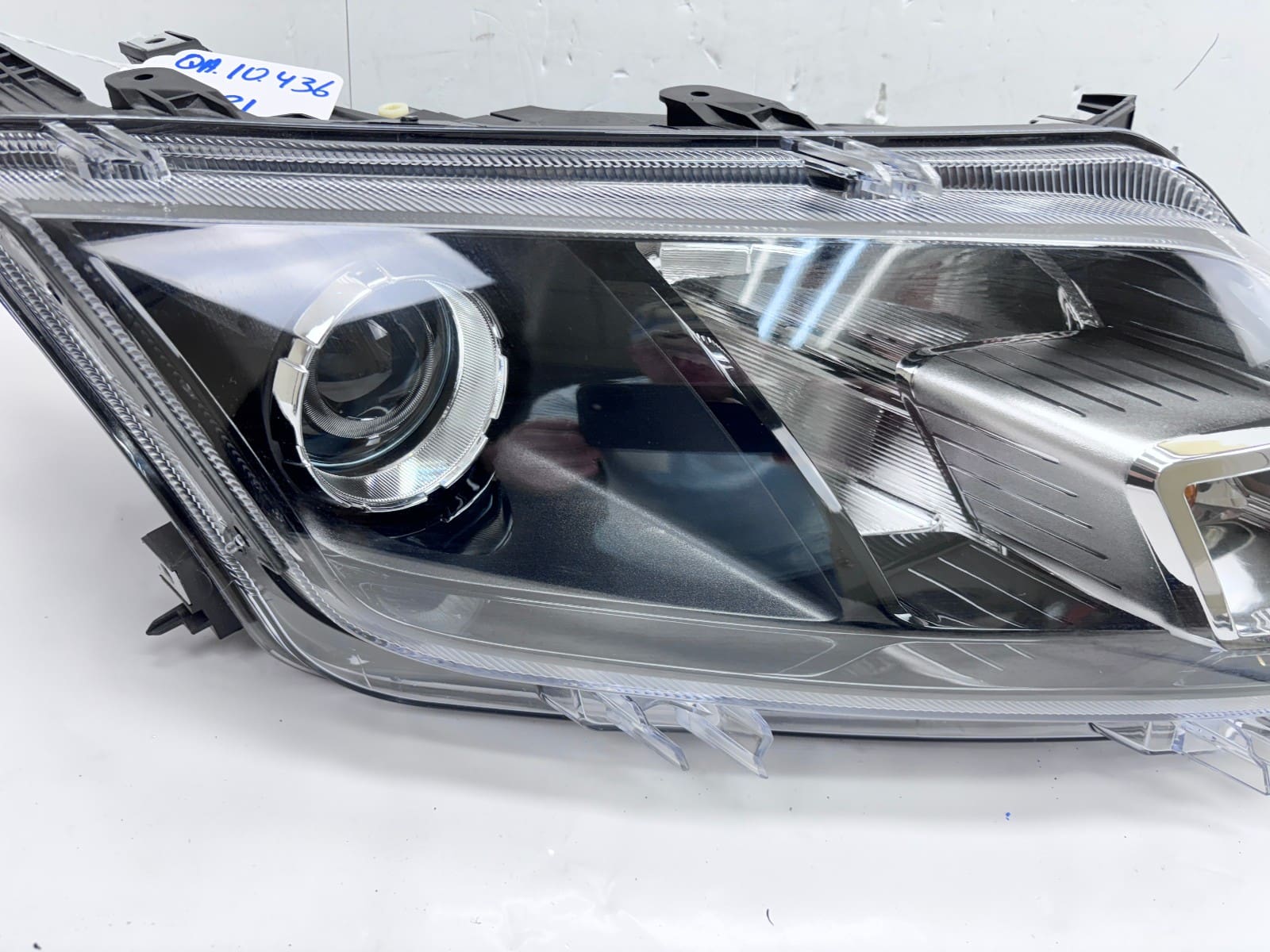 2010-12 Ford Fusion Halogen Front Right CAPA Headlight 9E5Z13008A - Image 8