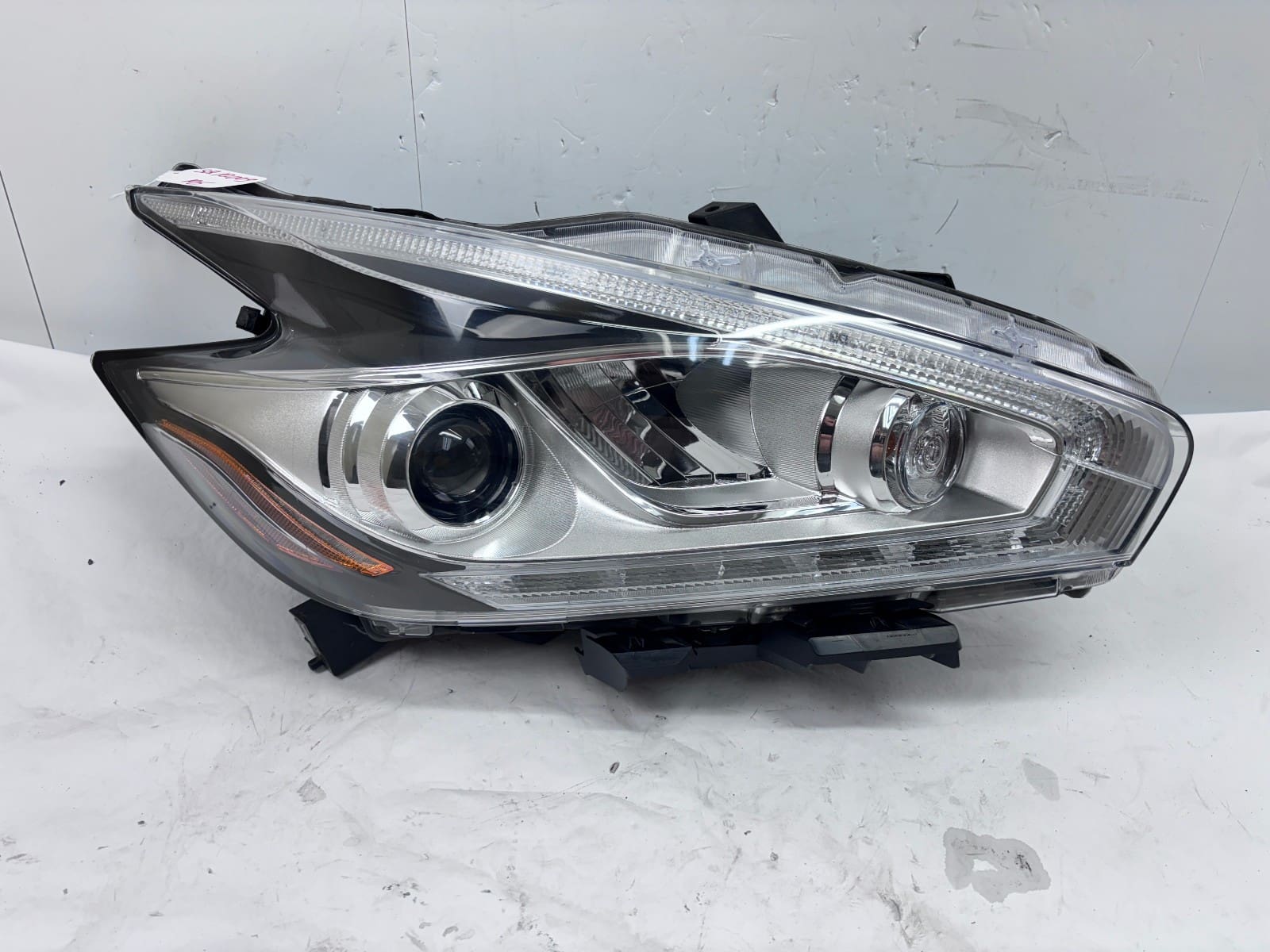 2015-2018 Nissan Murano LED Front Right Headlight - Image 2