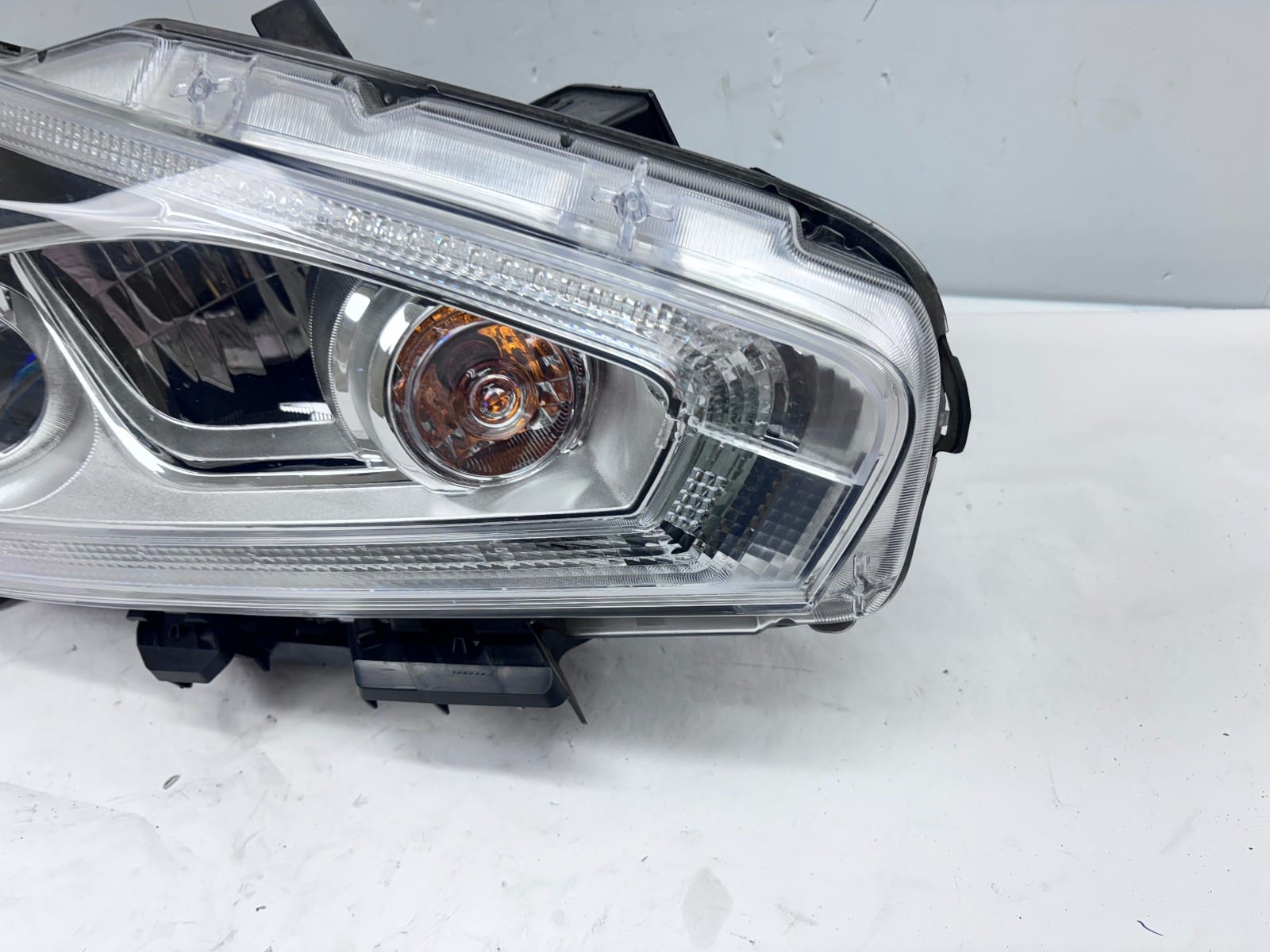 2015-2018 Nissan Murano LED Front Right Headlight - Image 4