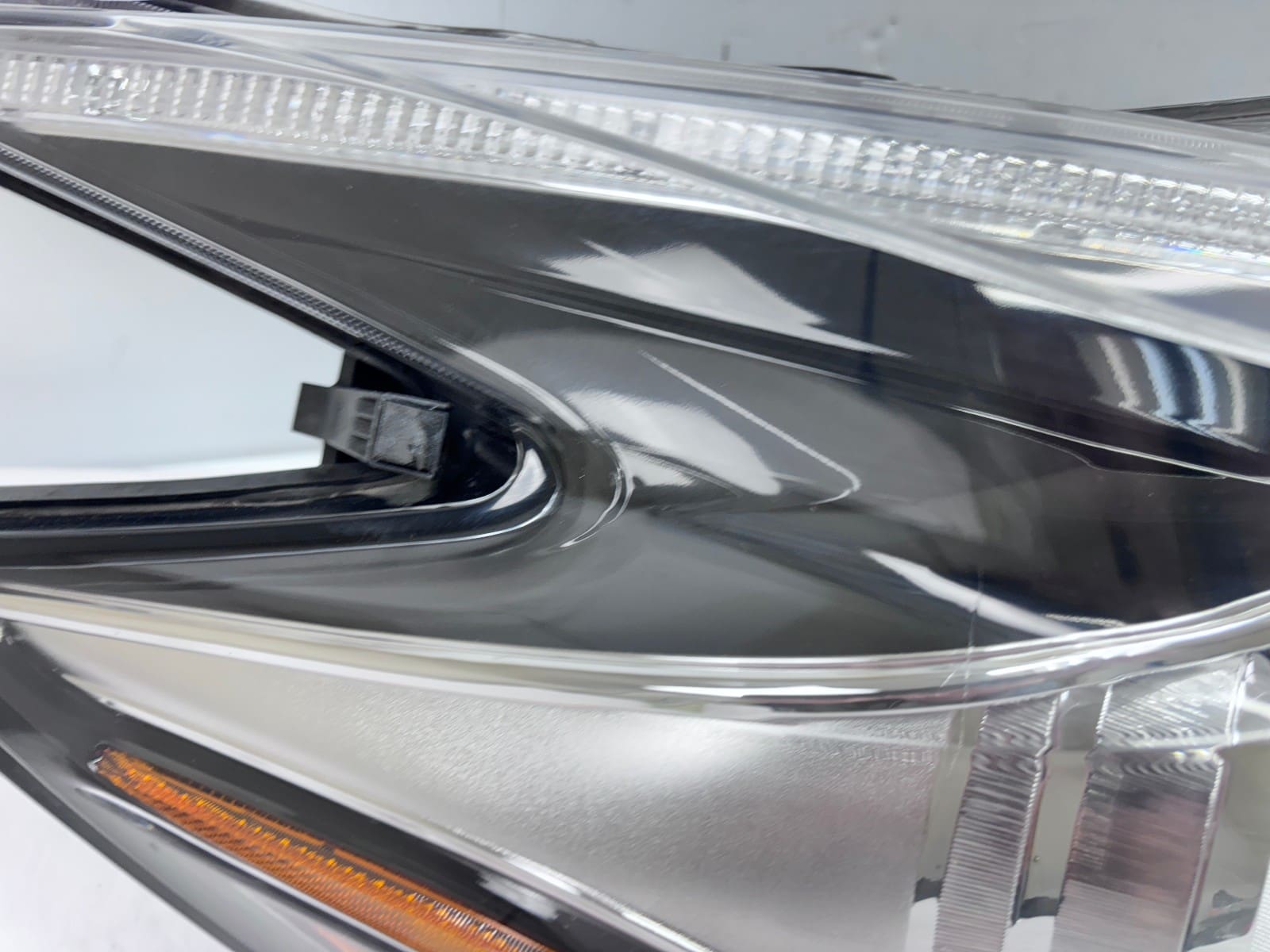 2015-2018 Nissan Murano LED Front Right Headlight - Image 13