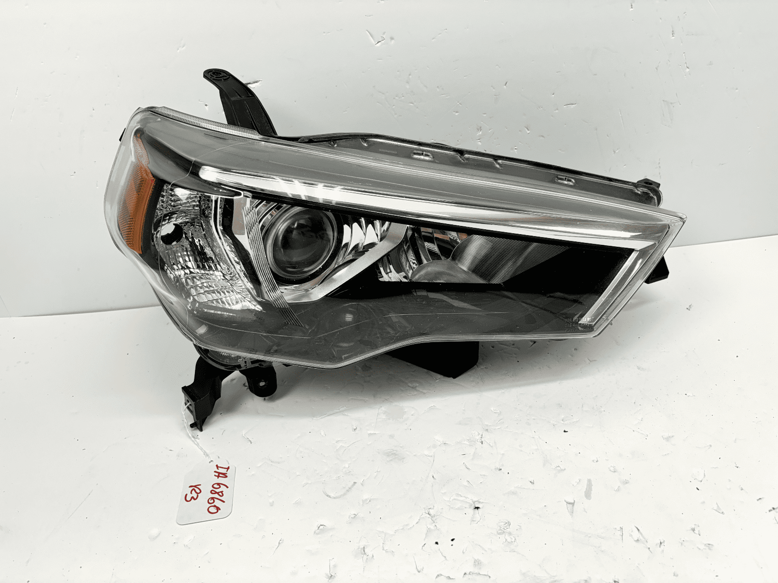 2014-2021 Toyota 4Runner Halogen Front Right OEM Headlight