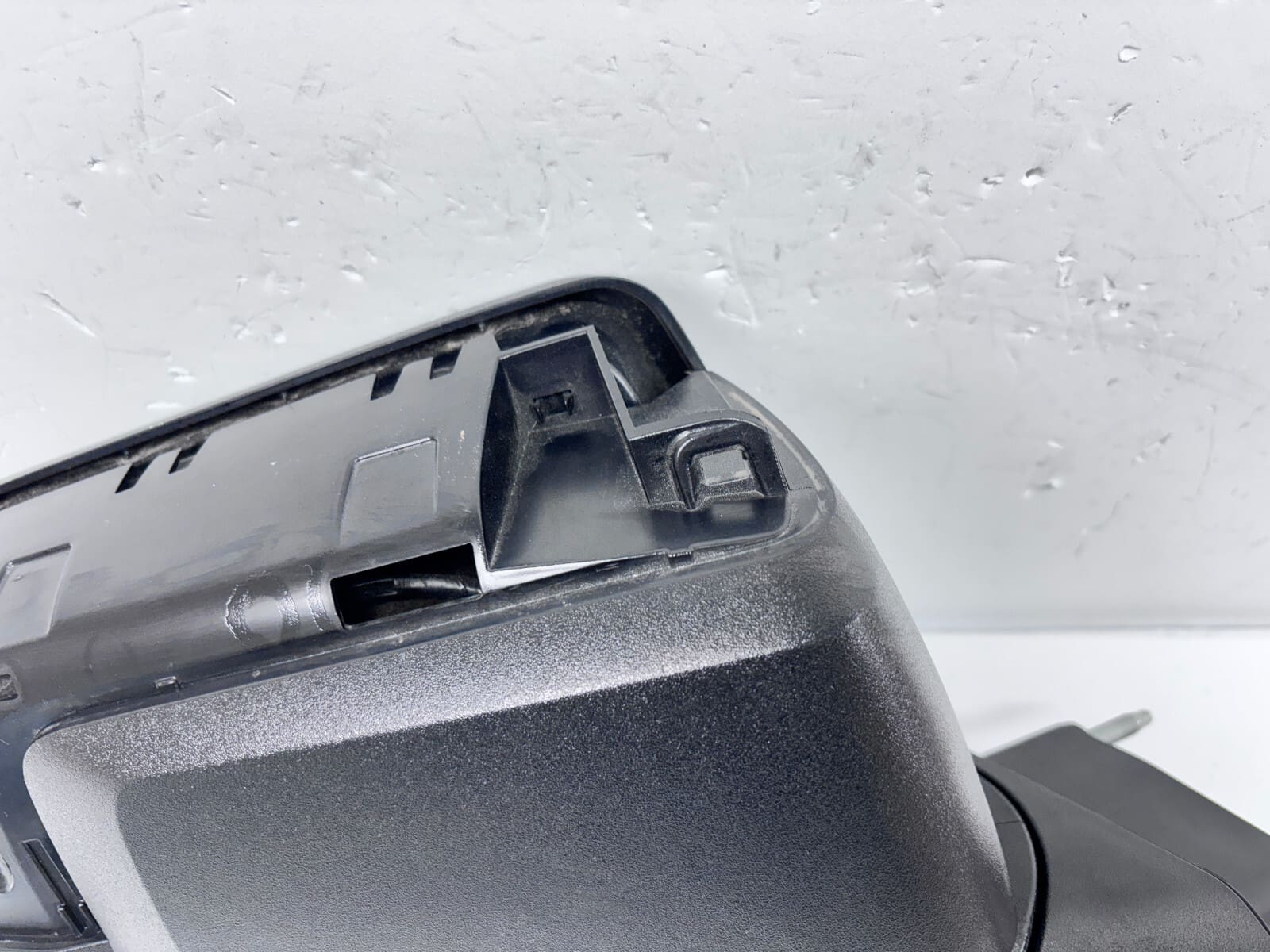 2019-2023 Chevy Silverado 1500 Black Front Right Side OEM Mirror - Image 6