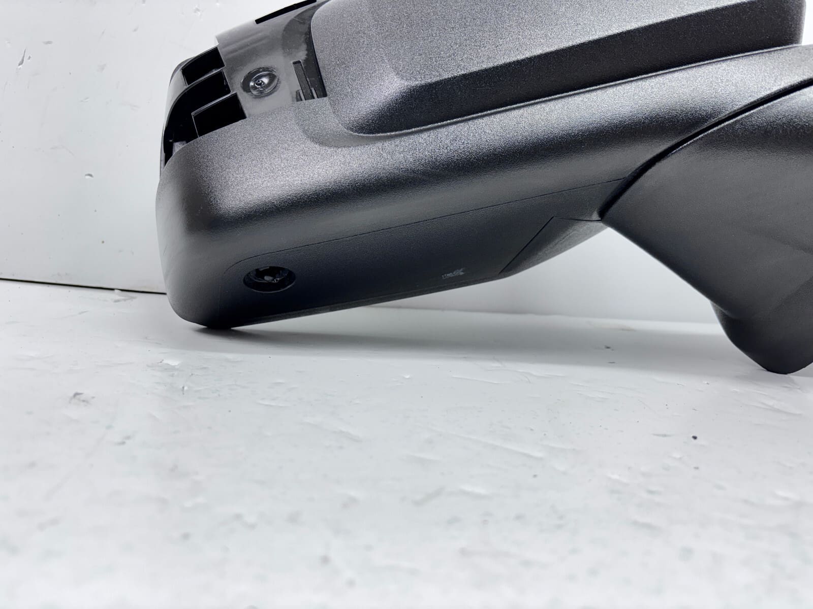 2019-2023 Chevy Silverado 1500 Black Front Right Side OEM Mirror - Image 9