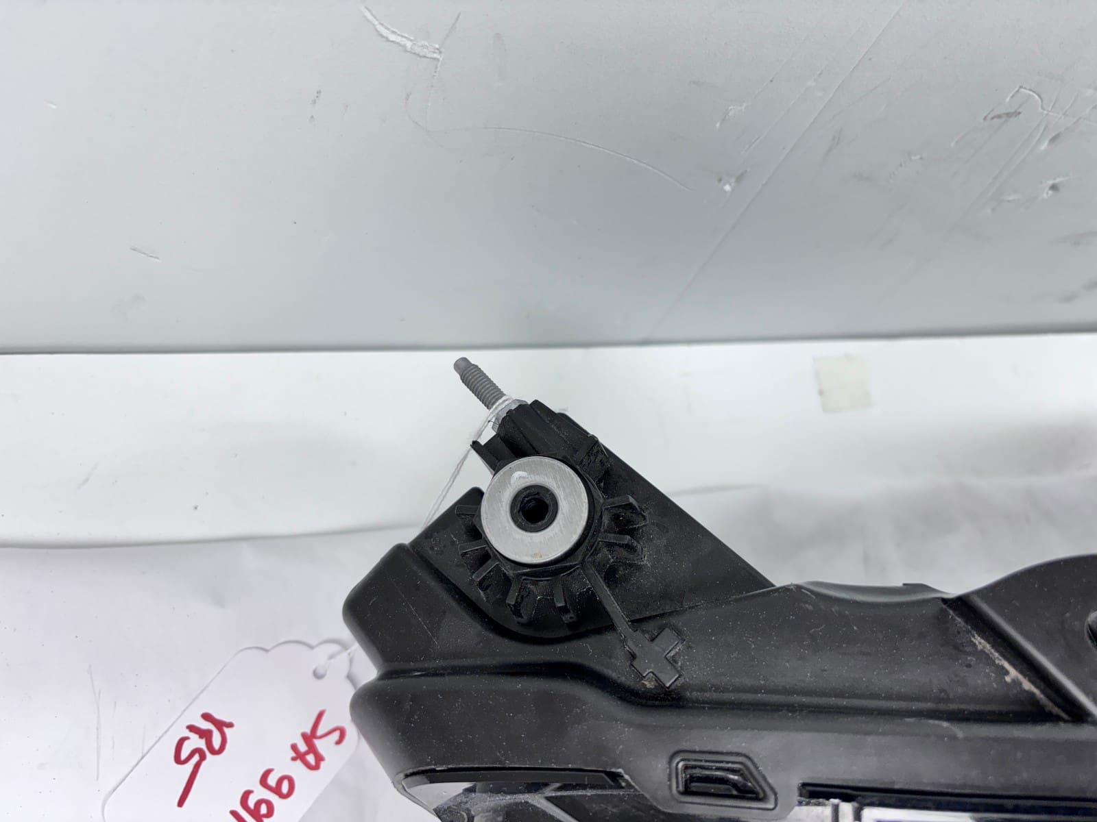 2021-2023 Rivian R1T LED Front Right OEM Headlight GMM92102010 - Image 14