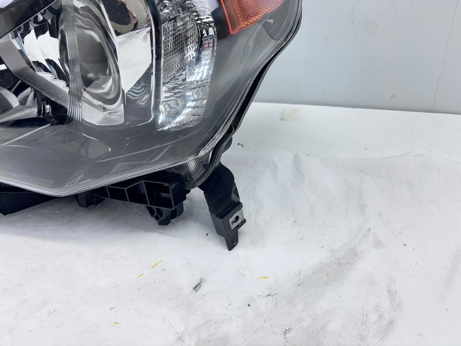 2014-2020 Toyota 4Runner Halogen Front Left OEM Headlight - Image 3