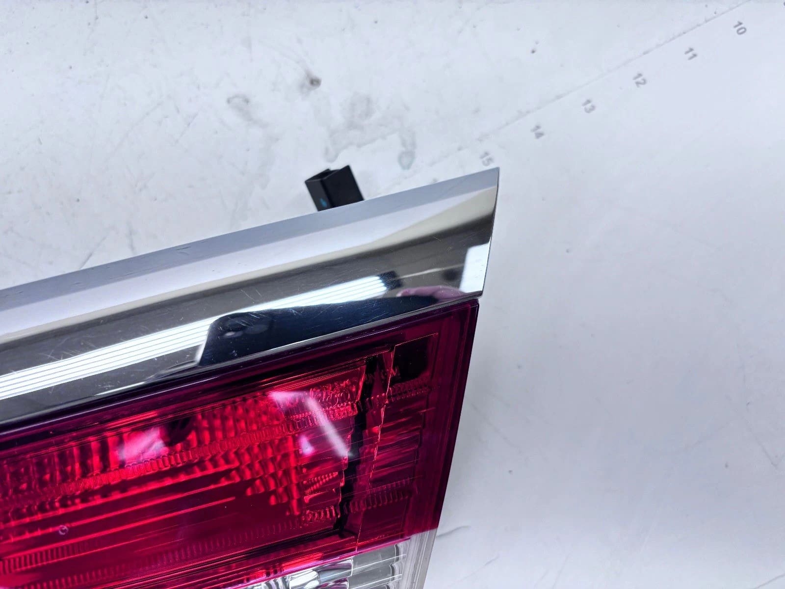 2012-17 Buick Verano Halogen Rear Right Inner OEM Tail Light 22985776 - Image 6