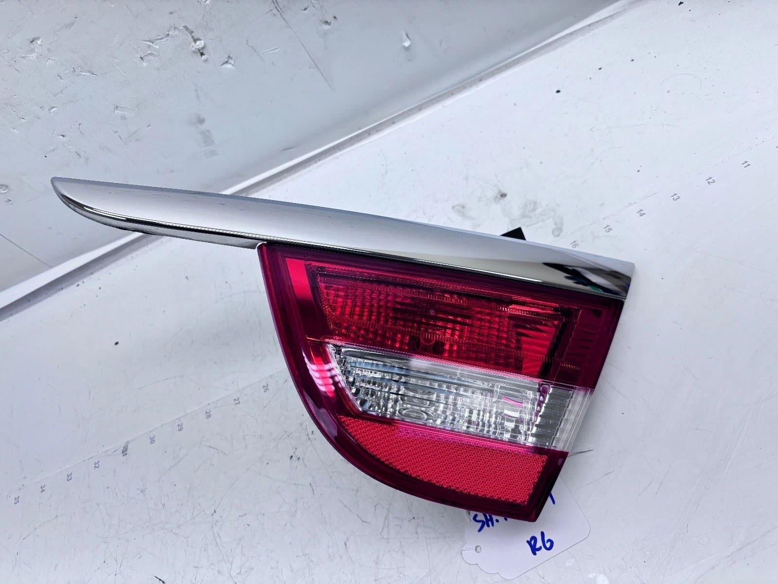 2012-17 Buick Verano Halogen Rear Right Inner OEM Tail Light 22985776 - Image 11