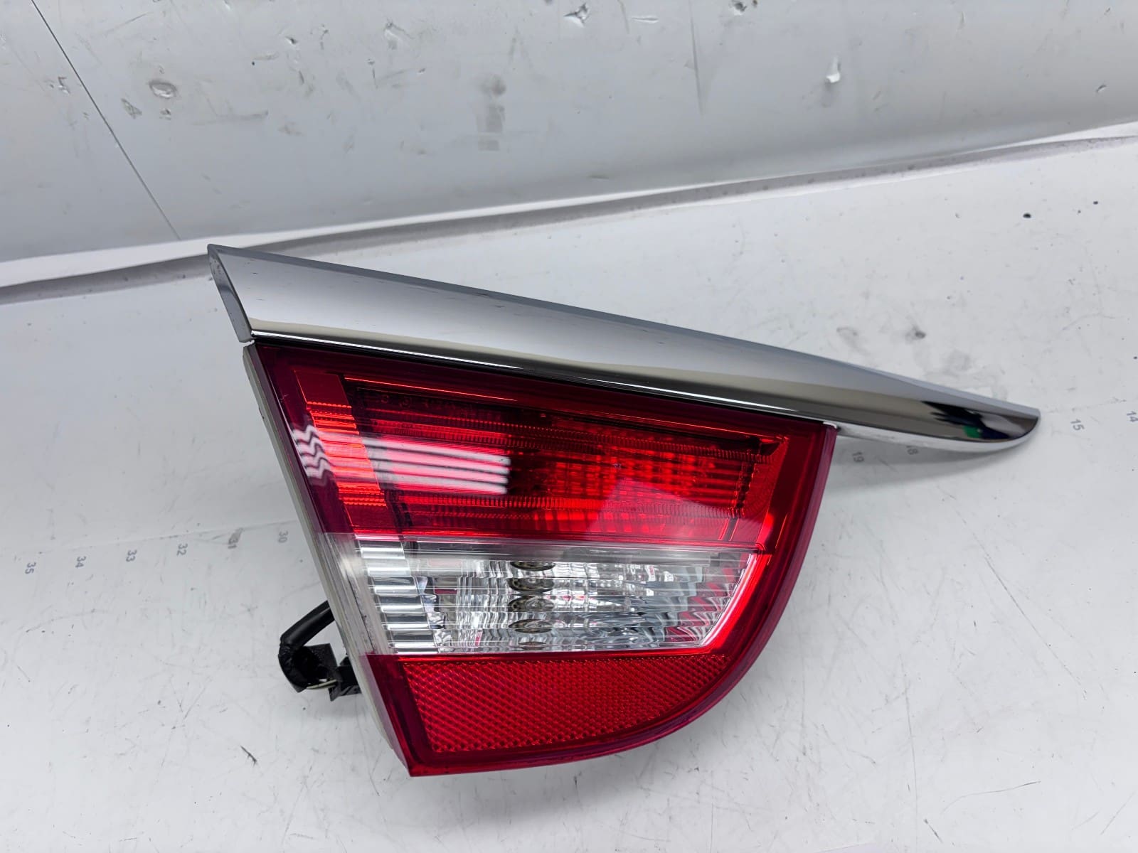2012-17 Buick Verano Halogen Rear Left Inner OEM Tail Light 22985775 - Image 8
