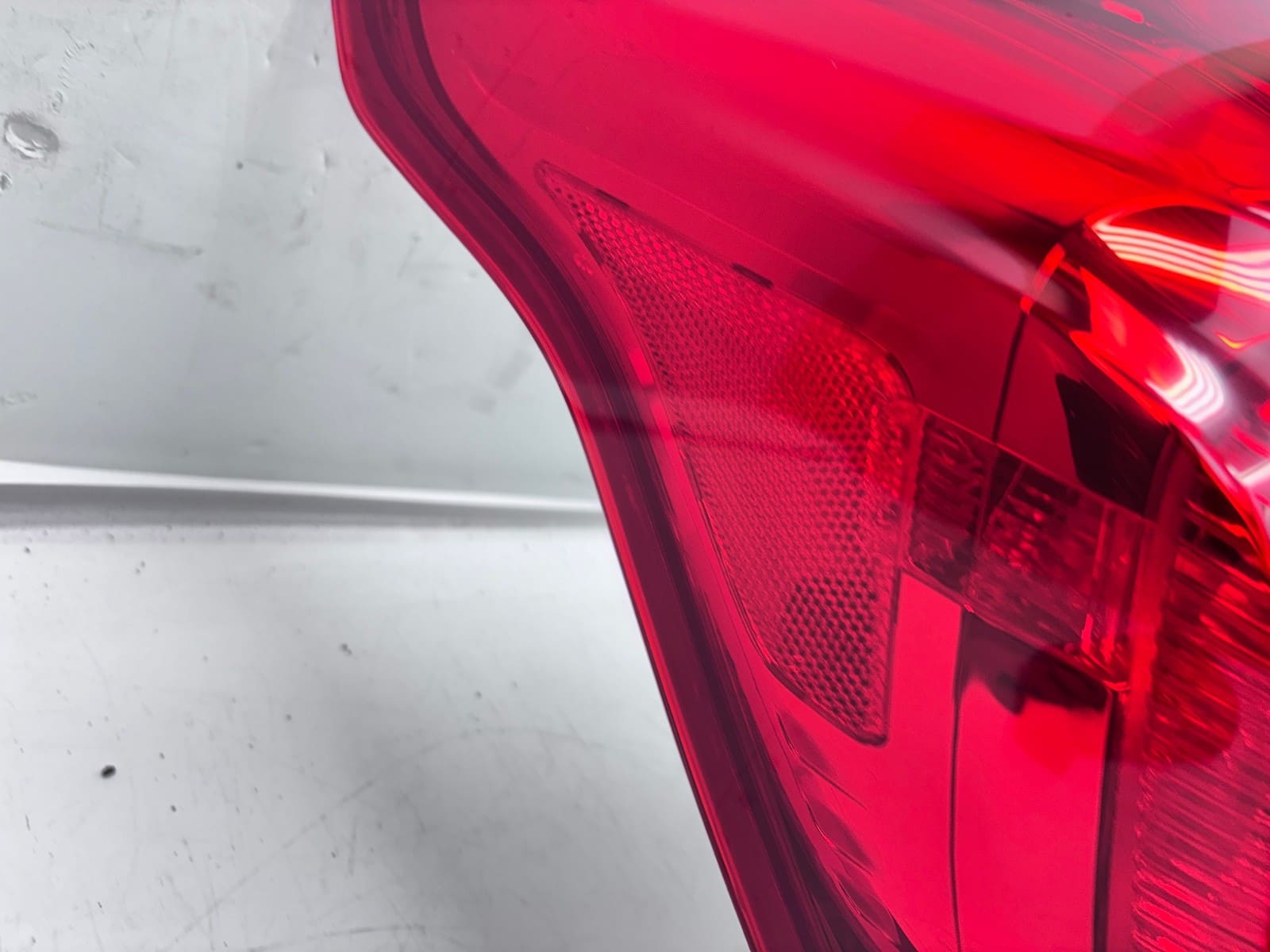 2013-2016 Buick Encore Halogen Rear Left OEM Tail Light 42435943 - Image 14