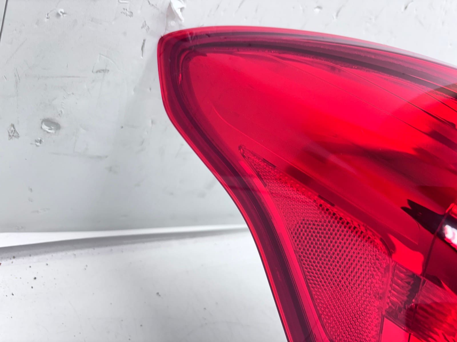 2013-2016 Buick Encore Halogen Rear Left OEM Tail Light 42435943 - Image 15