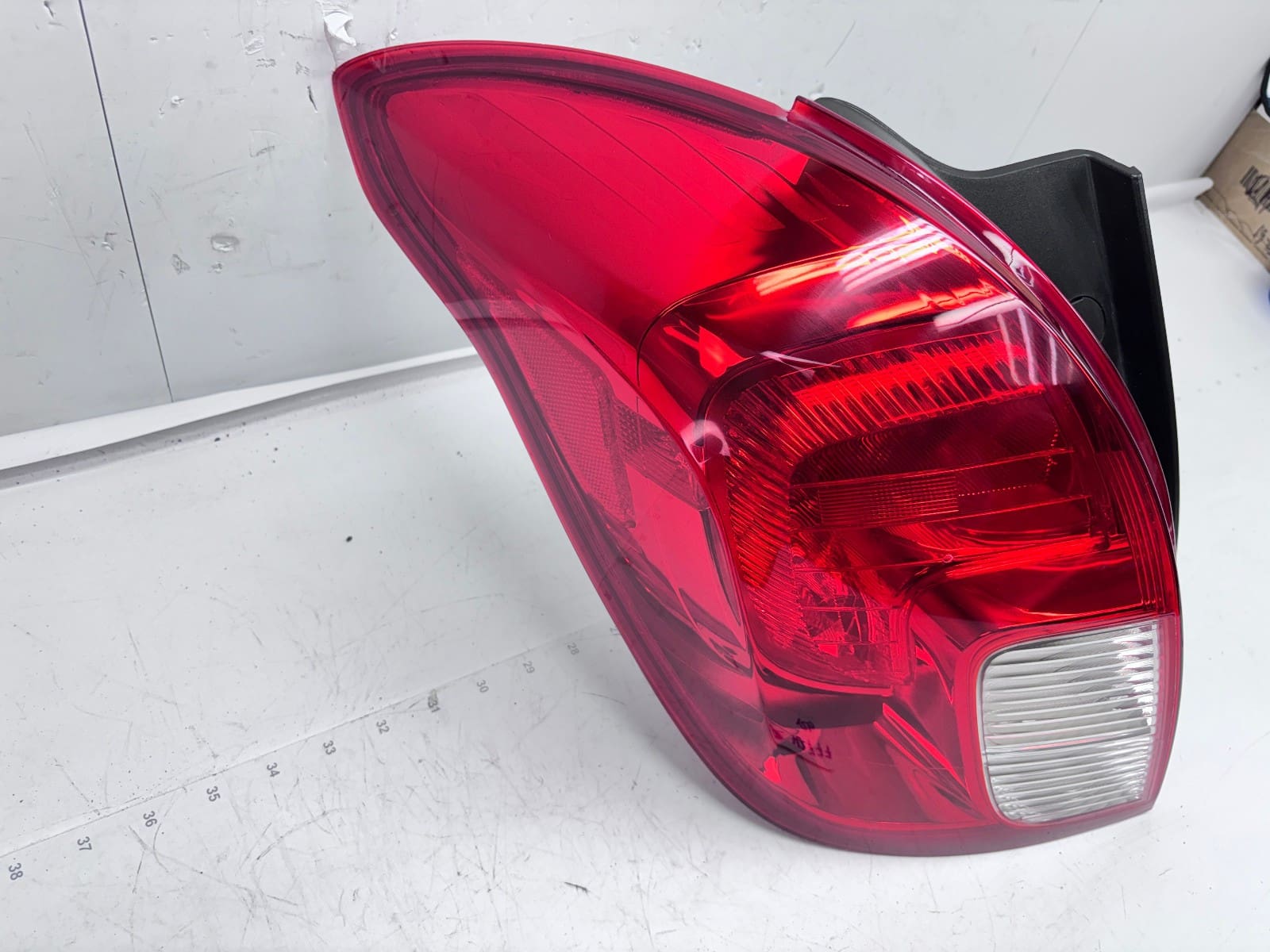 2013-2016 Buick Encore Halogen Rear Left OEM Tail Light 42435943 - Image 19