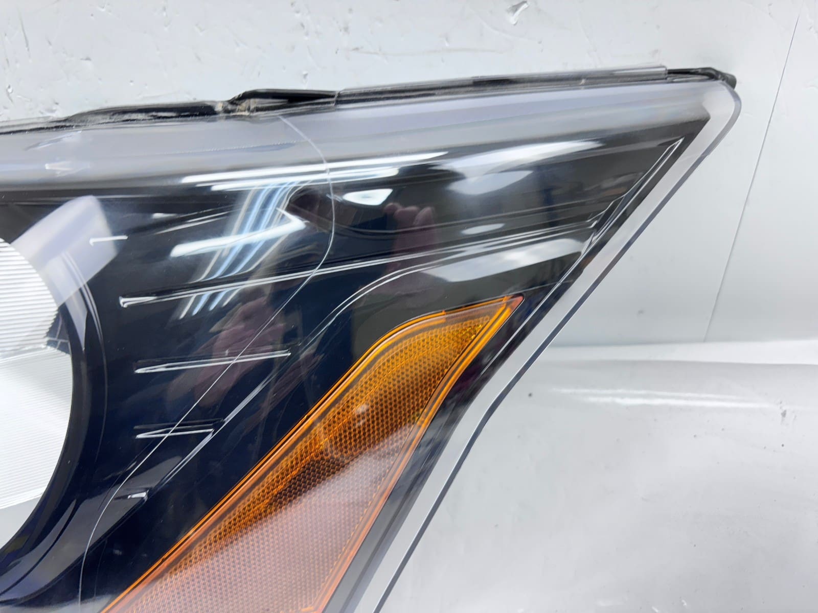 2015-2021 Ford Transit F250 F350 Halogen Front Left OEM Headlight - Image 6