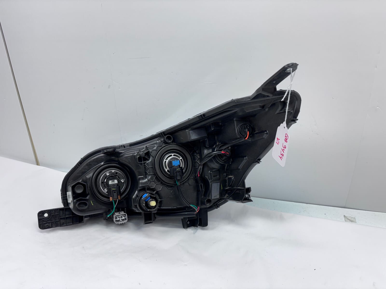 2017-2023 Subaru Impreza; Crosstrek Halogen Right OEM Headlight - Image 20