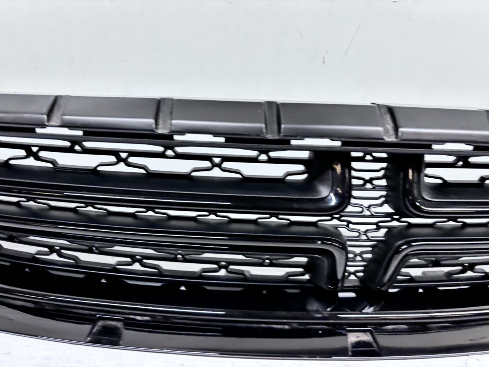 2015-2022 Dodge Charger Front Grille OEM Genuine 9403419 - Image 7