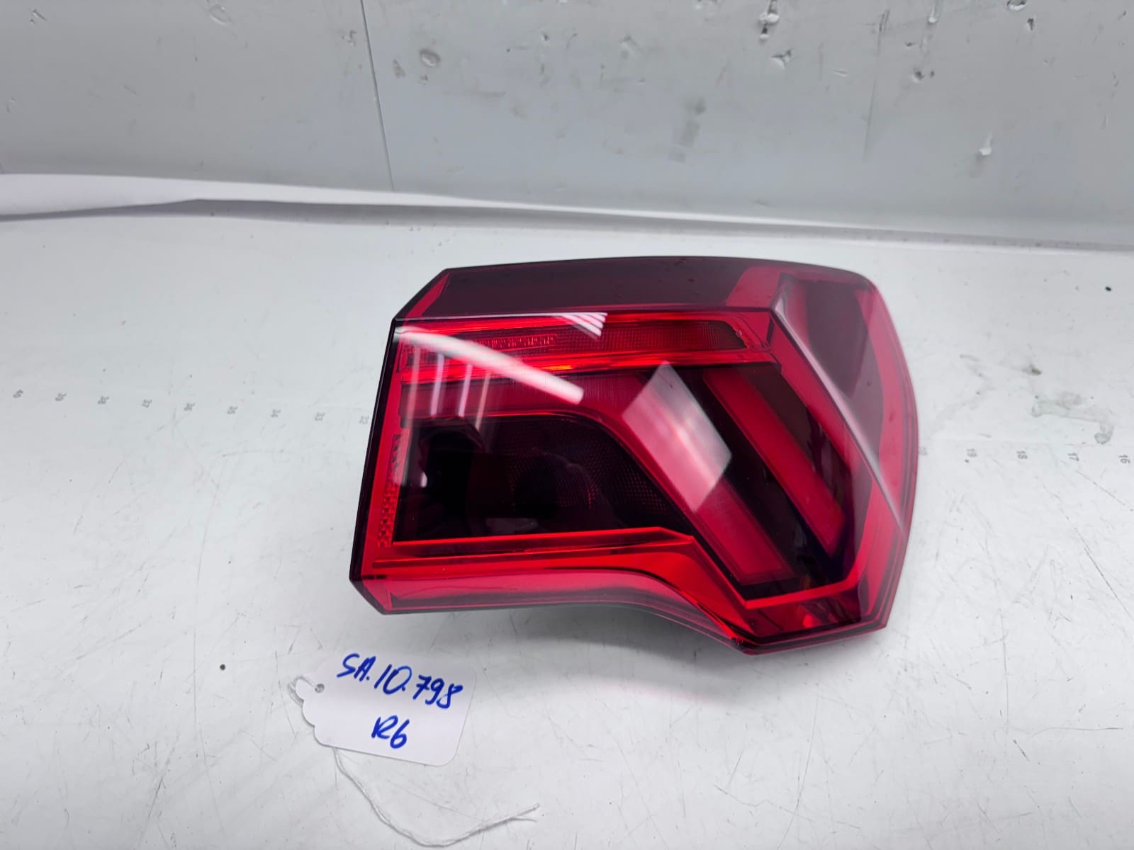 2019-2024 Audi Q3 LED Rear Right Inner OEM Tail Light 83A945092A - Image 9