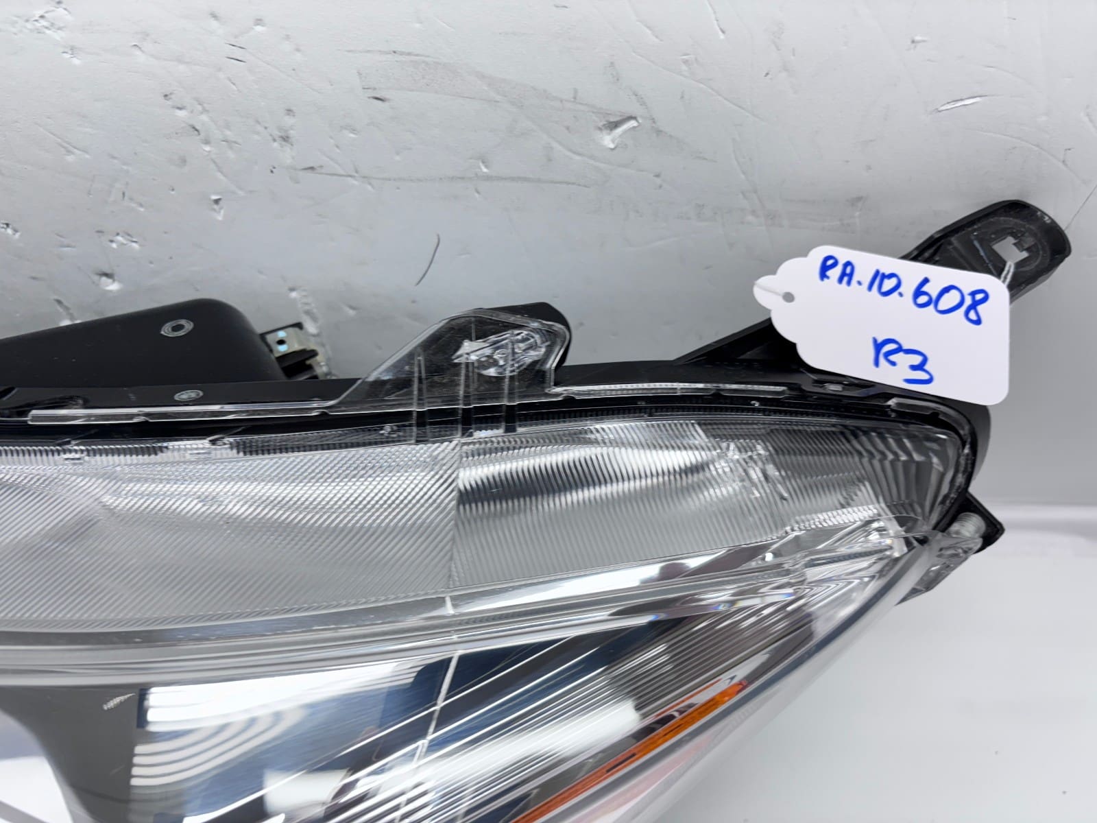 MITSUBISHI MIRAGE G4 2021-24 HALOGEN LEFT DRIVER SIDE OEM HEADLIGHT 8301D511 - Image 7