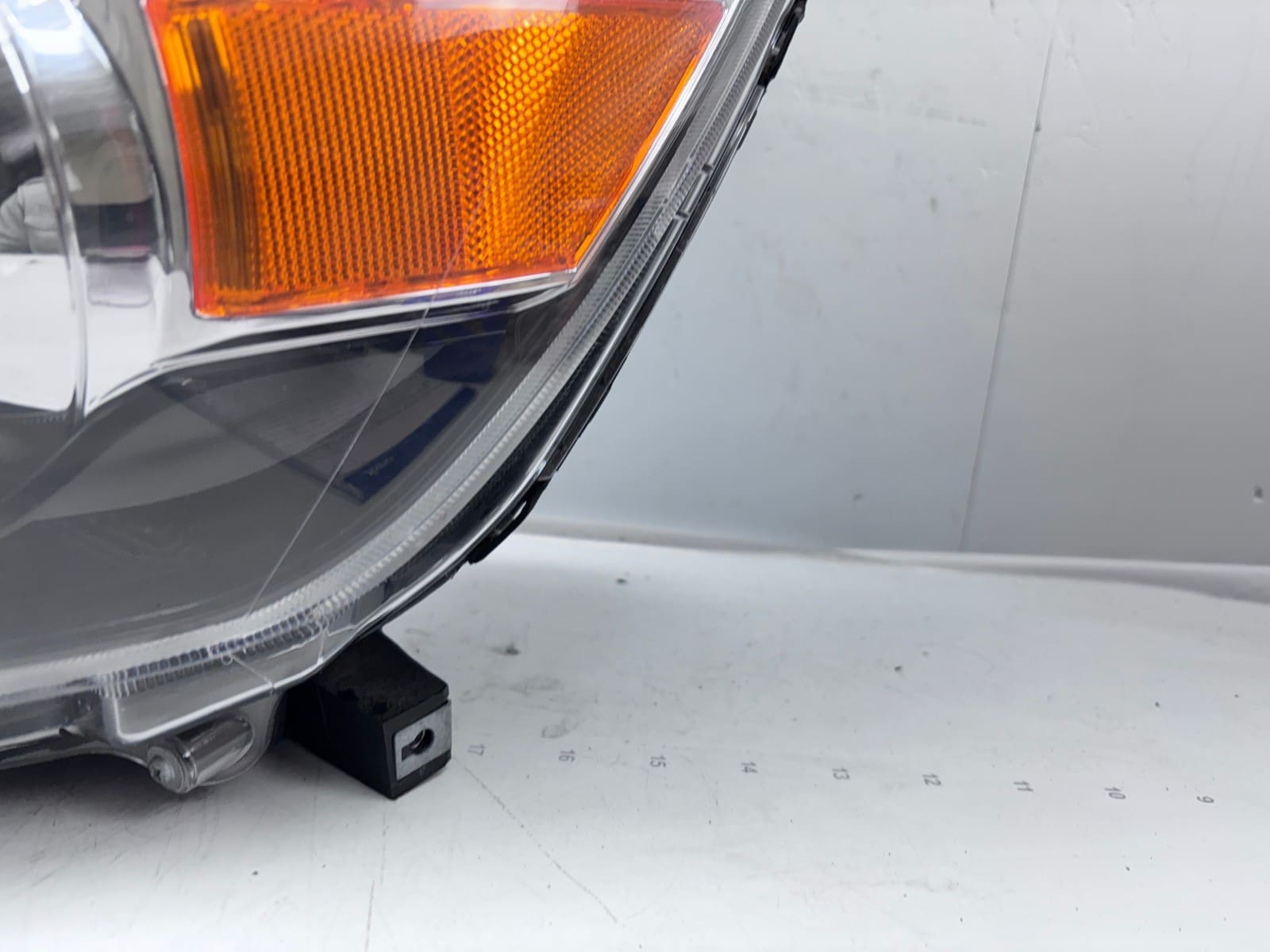 2011-19 MITSUBISHI OUTLANDER SPORT HALOGEN FRONT LEFT OEM HEADLIGHT 8301B595 - Image 8