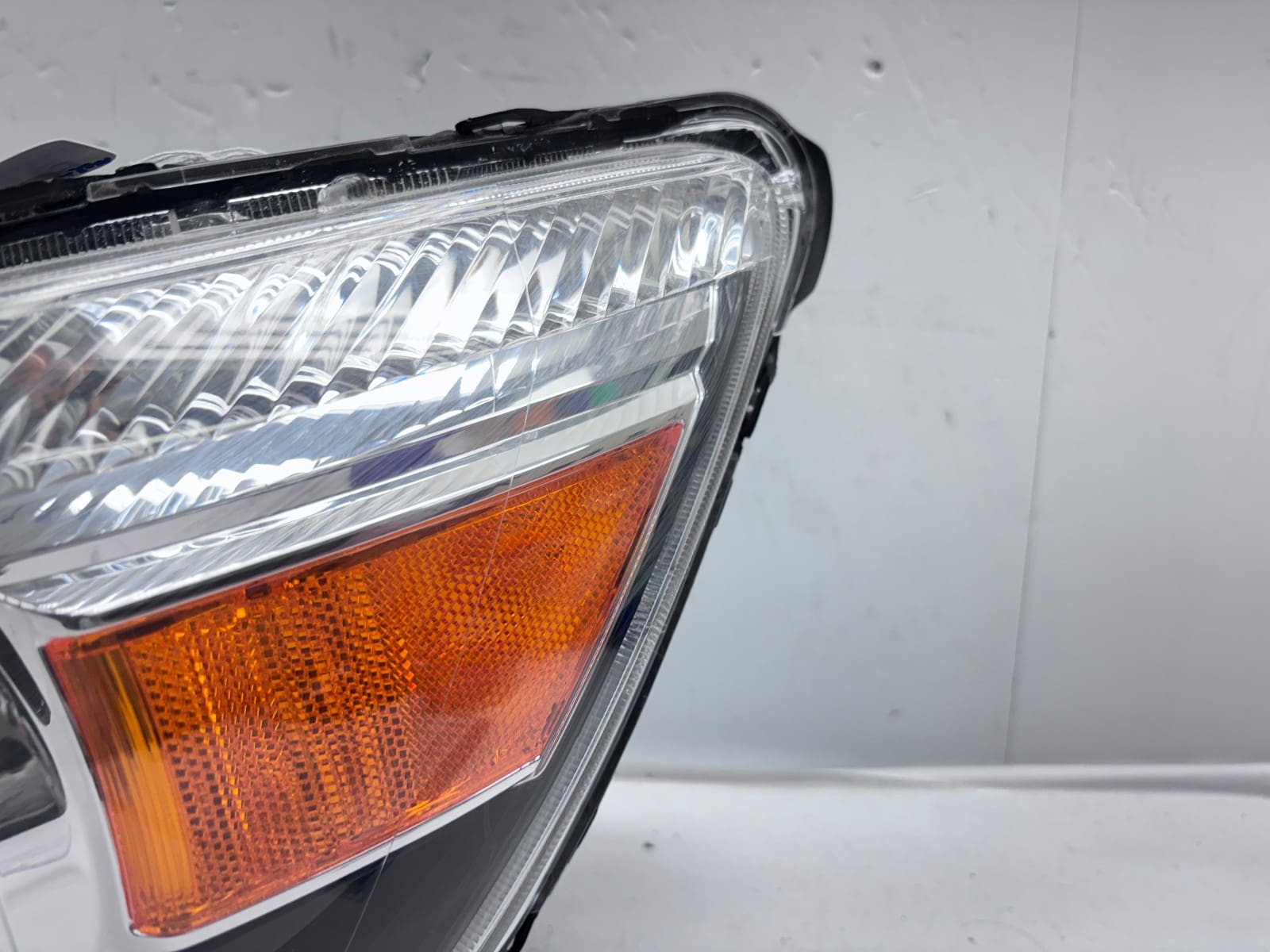 2011-19 MITSUBISHI OUTLANDER SPORT HALOGEN FRONT LEFT OEM HEADLIGHT 8301B595 - Image 9