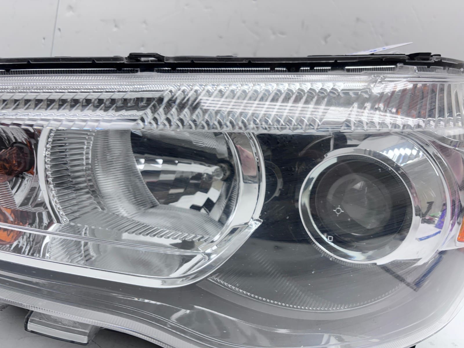 2011-19 MITSUBISHI OUTLANDER SPORT HALOGEN FRONT LEFT OEM HEADLIGHT 8301B595 - Image 13
