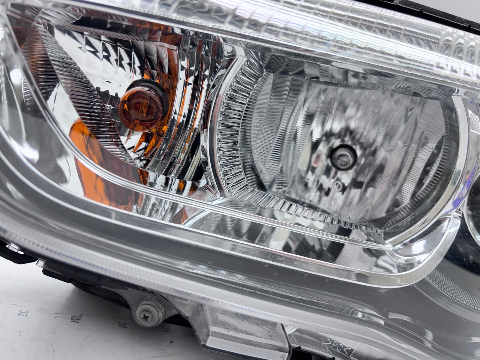 2011-19 MITSUBISHI OUTLANDER SPORT HALOGEN FRONT LEFT OEM HEADLIGHT 8301B595 - Image 15