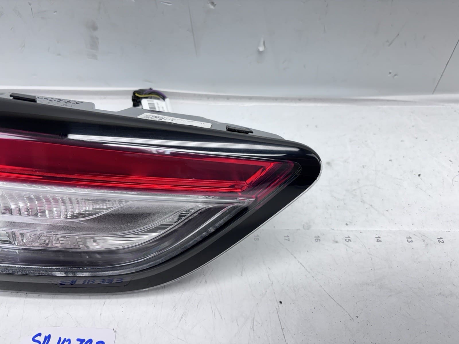 2020-22 Ford Escape LED Rear Left Inner OEM Tail Light LJ6B13A603AF - Image 9