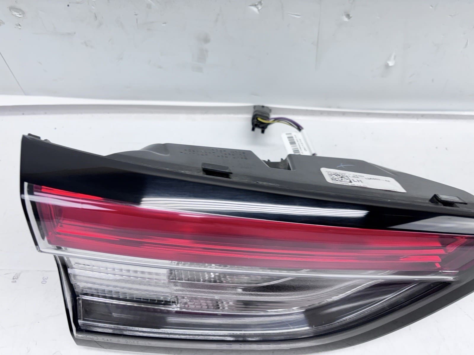 2020-22 Ford Escape LED Rear Left Inner OEM Tail Light LJ6B13A603AF - Image 11