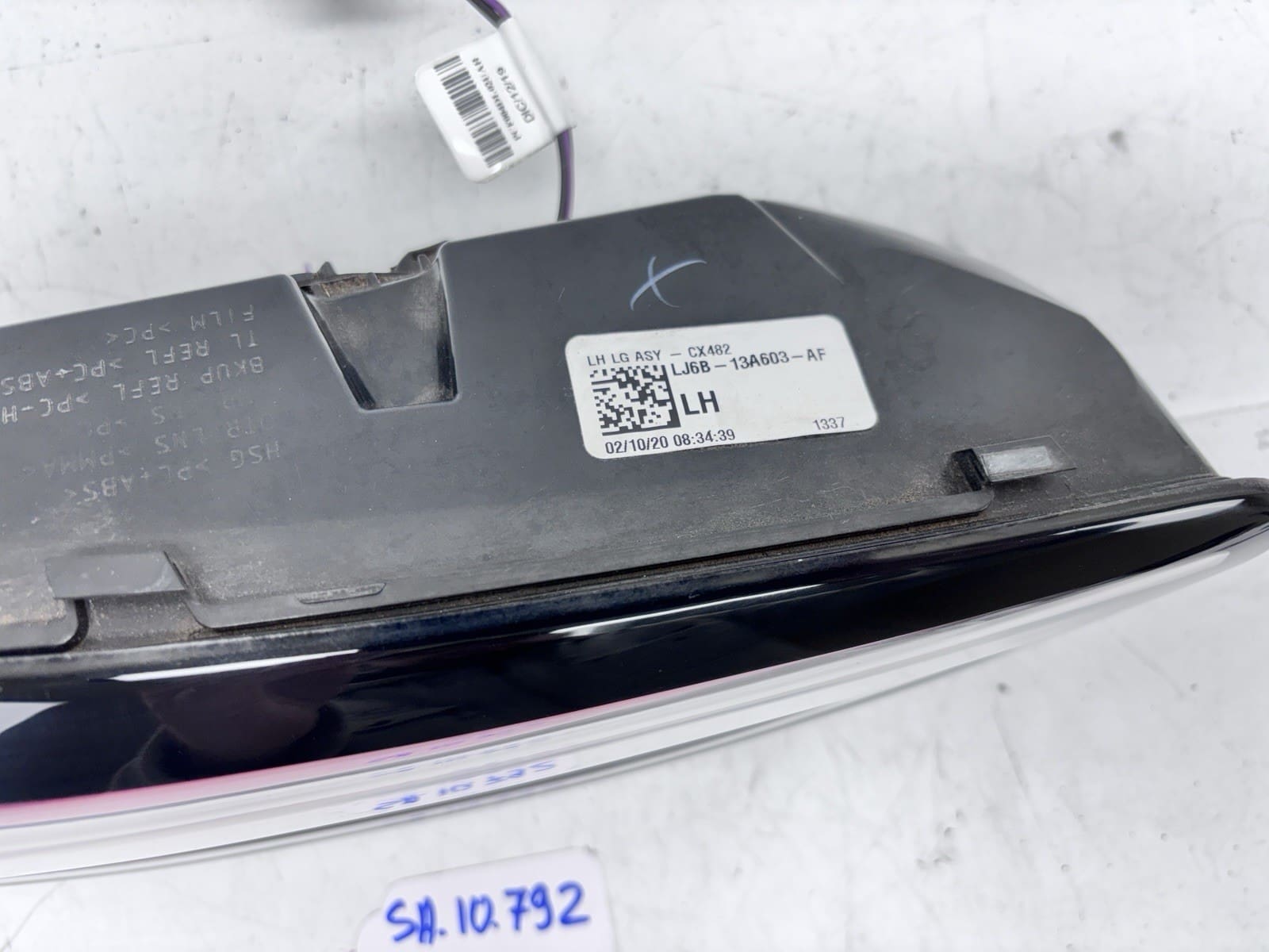 2020-22 Ford Escape LED Rear Left Inner OEM Tail Light LJ6B13A603AF - Image 13