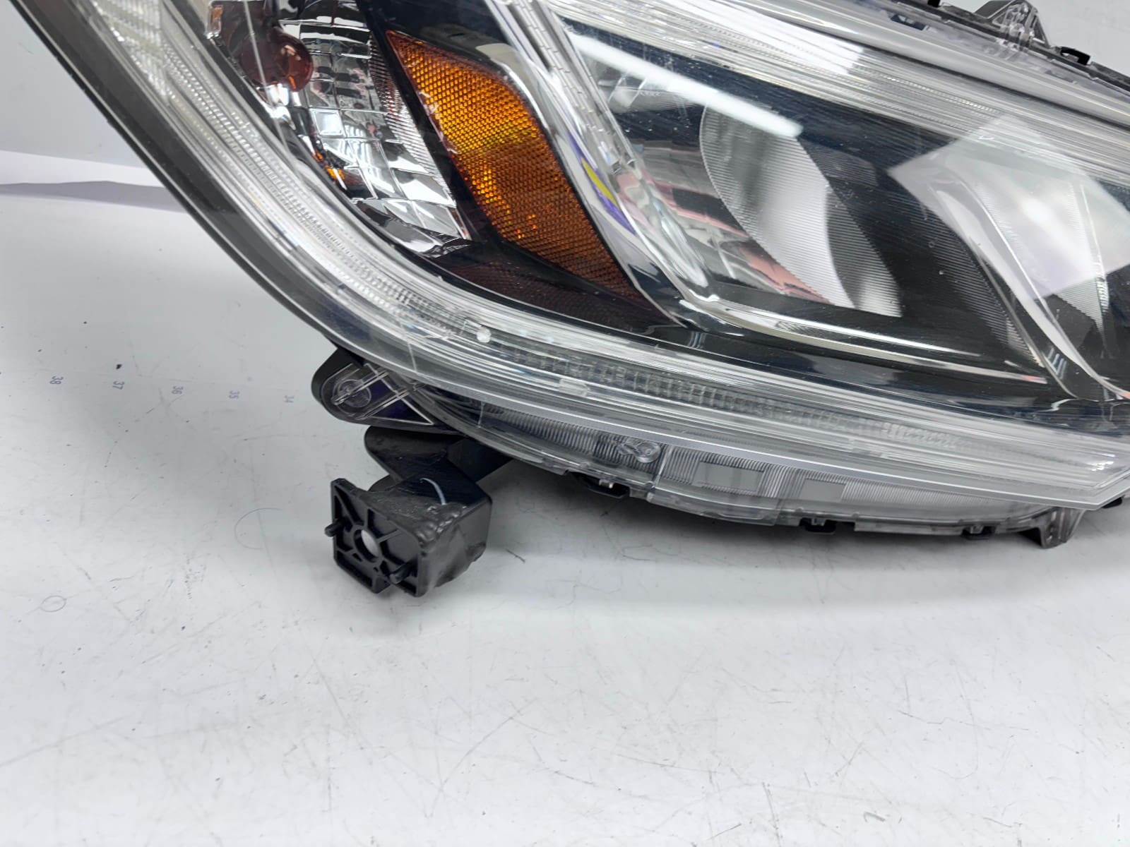 2015-16 HONDA CRV HALOGEN LED FRONT RIGHT OEM HEADLIGHT 33100-T1W-A31 - Image 7