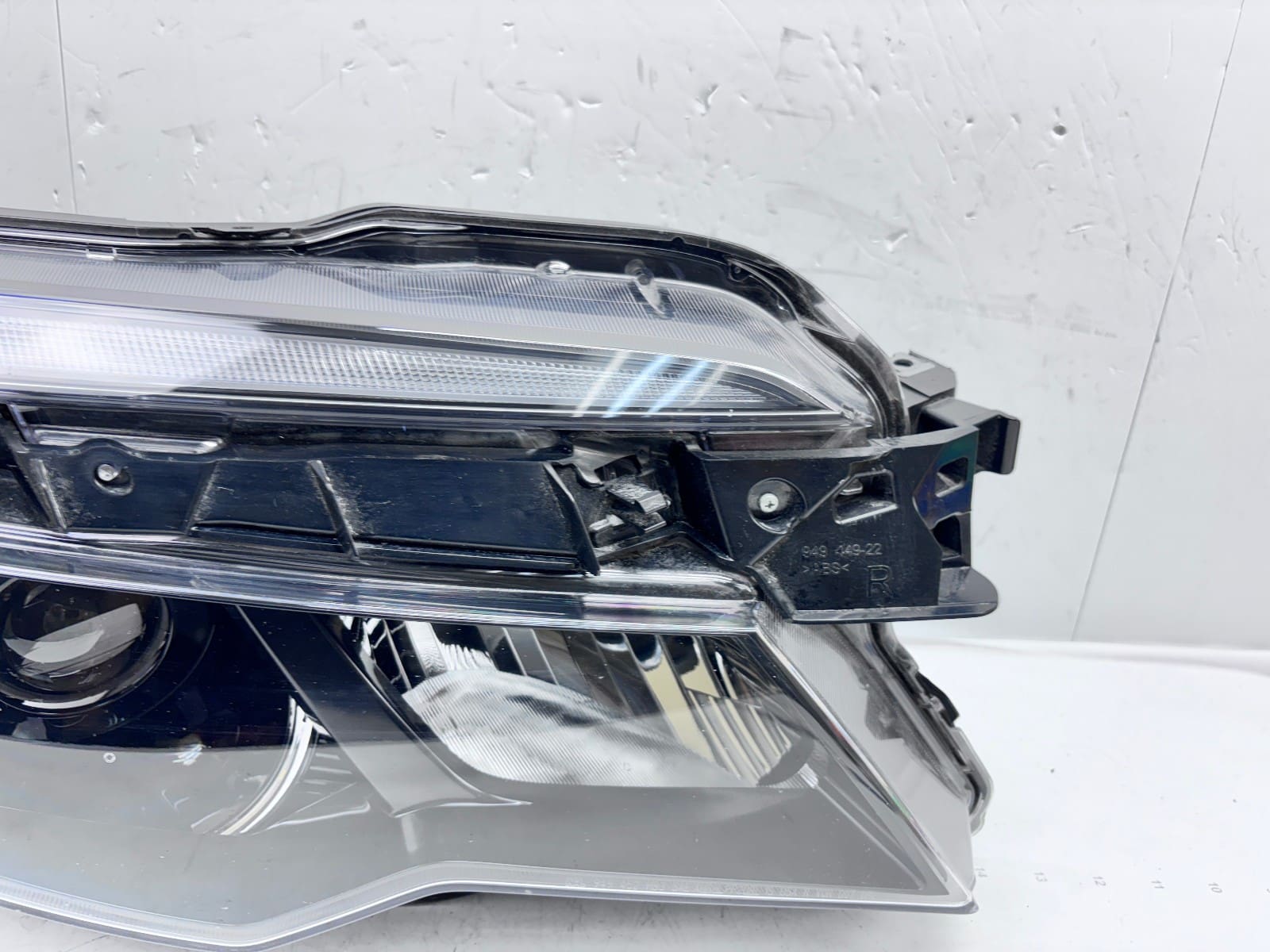 2016-22 HONDA PILOT RIDGELINE LED FRONT RIGHT OEM HEADLIGHT 33100-TG7-A21 - Image 4