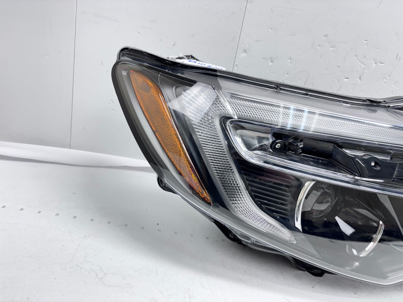2016-22 HONDA PILOT RIDGELINE LED FRONT RIGHT OEM HEADLIGHT 33100-TG7-A21 - Image 9