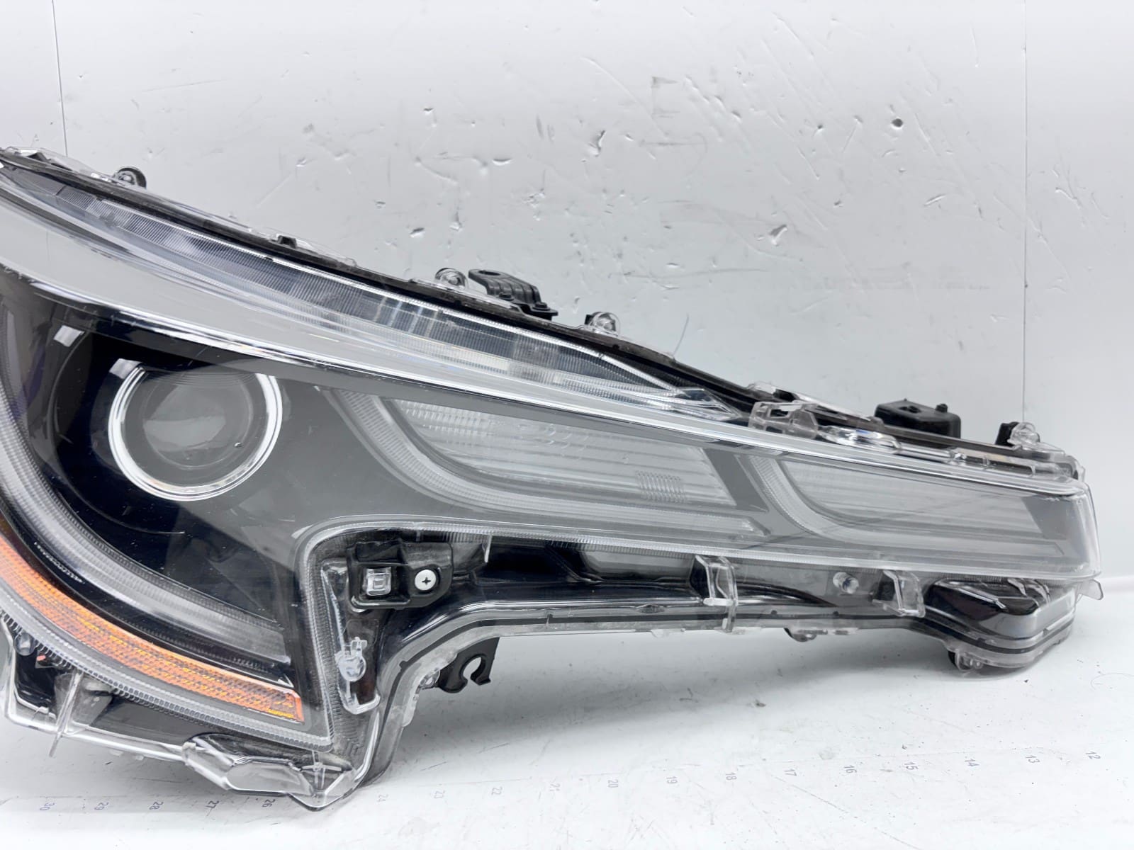 2020-22 TOYOTA COROLLA FULL LED FRONT RIGHT CAPA HEADLIGHT 81110-02850 - Image 5