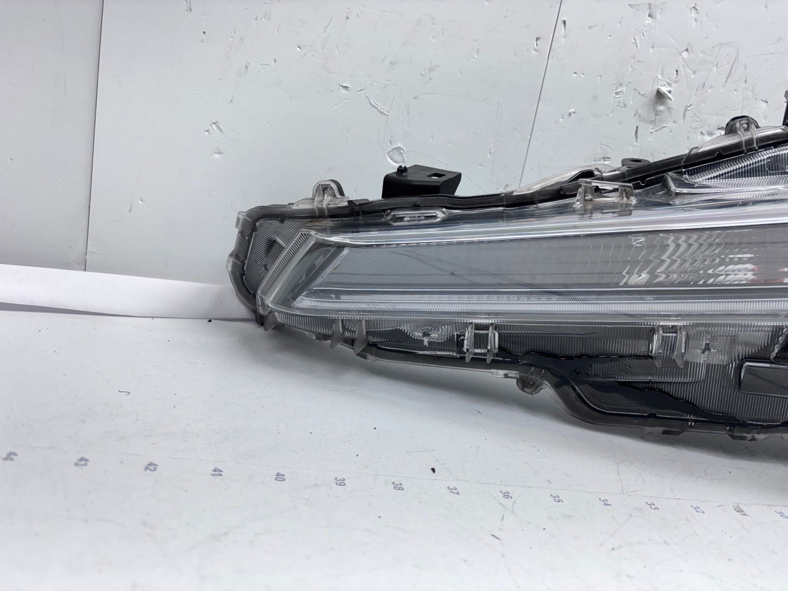2020-2022 TOYOTA COROLLA LED FRONT LEFT OEM HEADLIGHT - Image 2