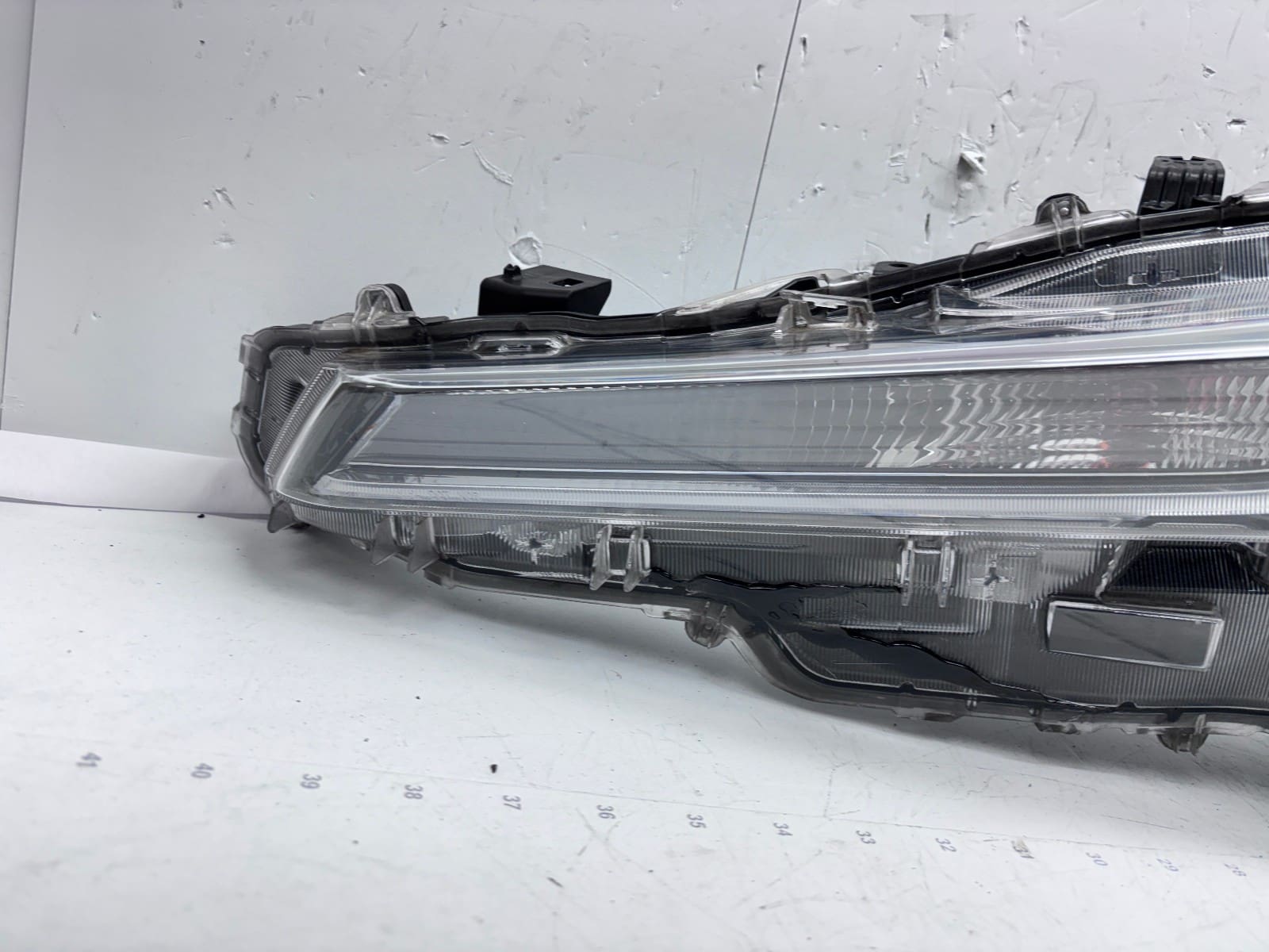 2020-2022 TOYOTA COROLLA LED FRONT LEFT OEM HEADLIGHT - Image 3