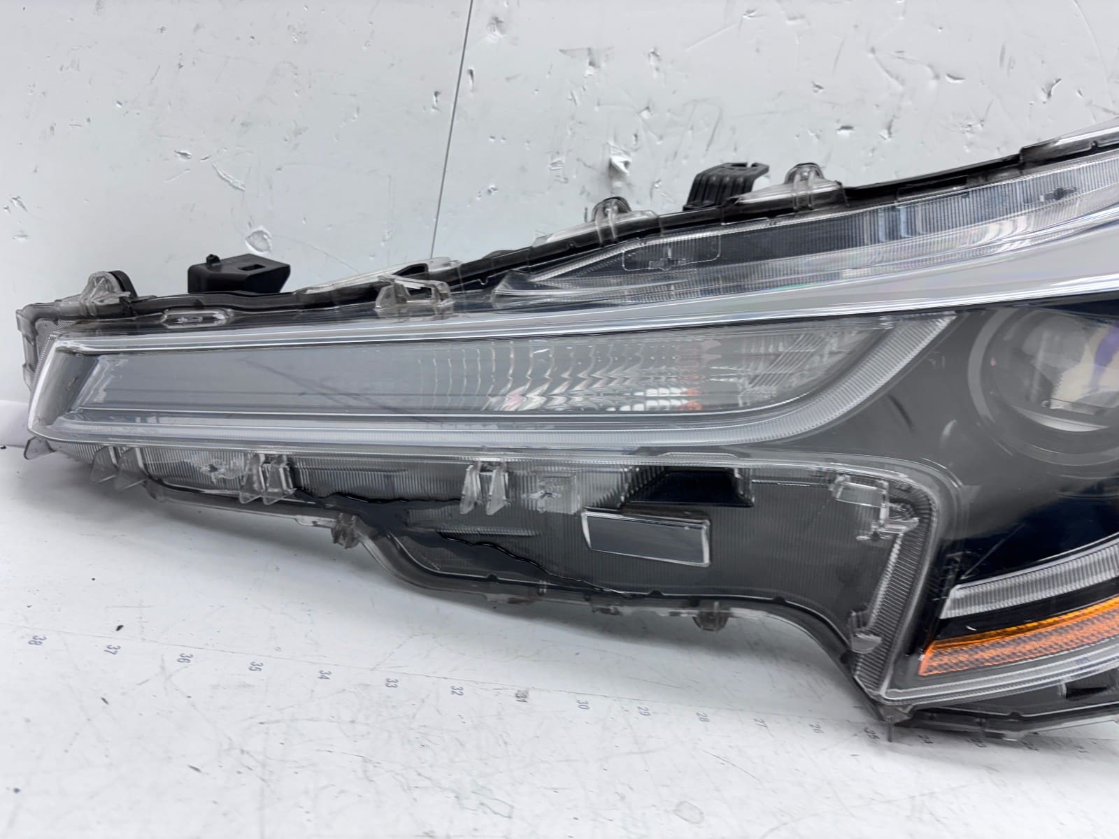2020-2022 TOYOTA COROLLA LED FRONT LEFT OEM HEADLIGHT - Image 5