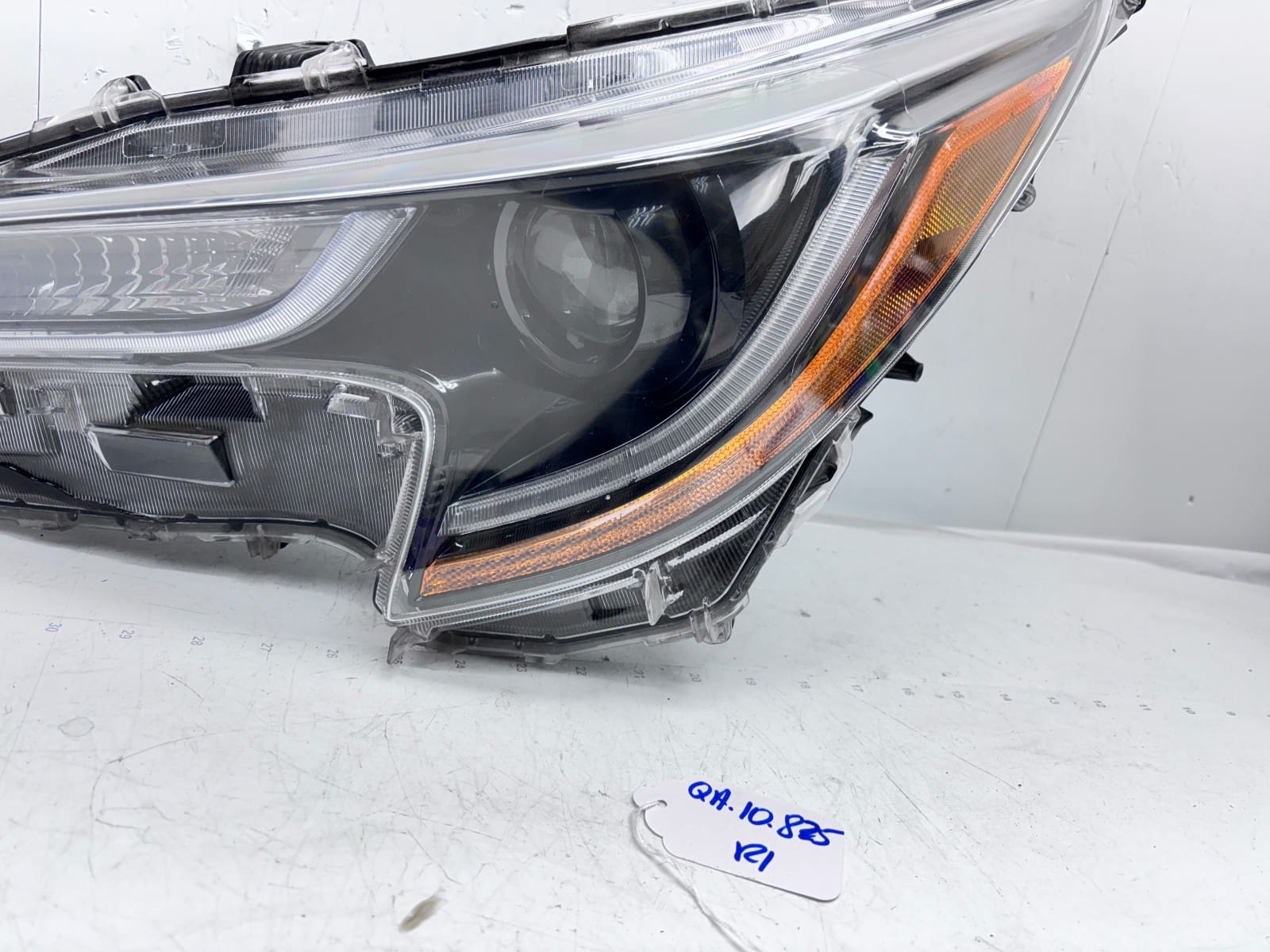 2020-2022 TOYOTA COROLLA LED FRONT LEFT OEM HEADLIGHT - Image 7