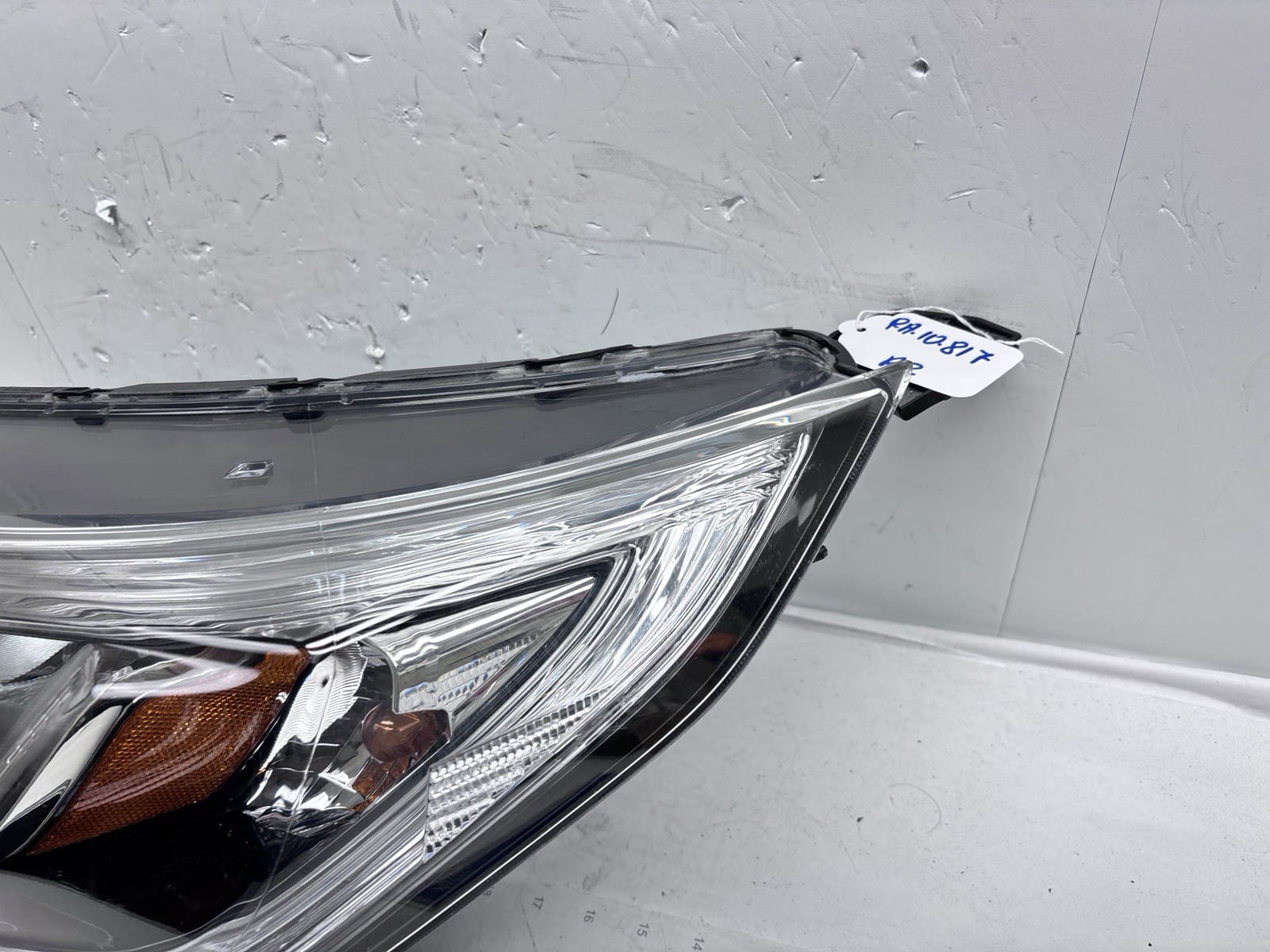2015-16 HONDA CR-V HALOGEN FRONT LEFT OEM HEADLIGHT 33150-T1W-A01 - Image 7
