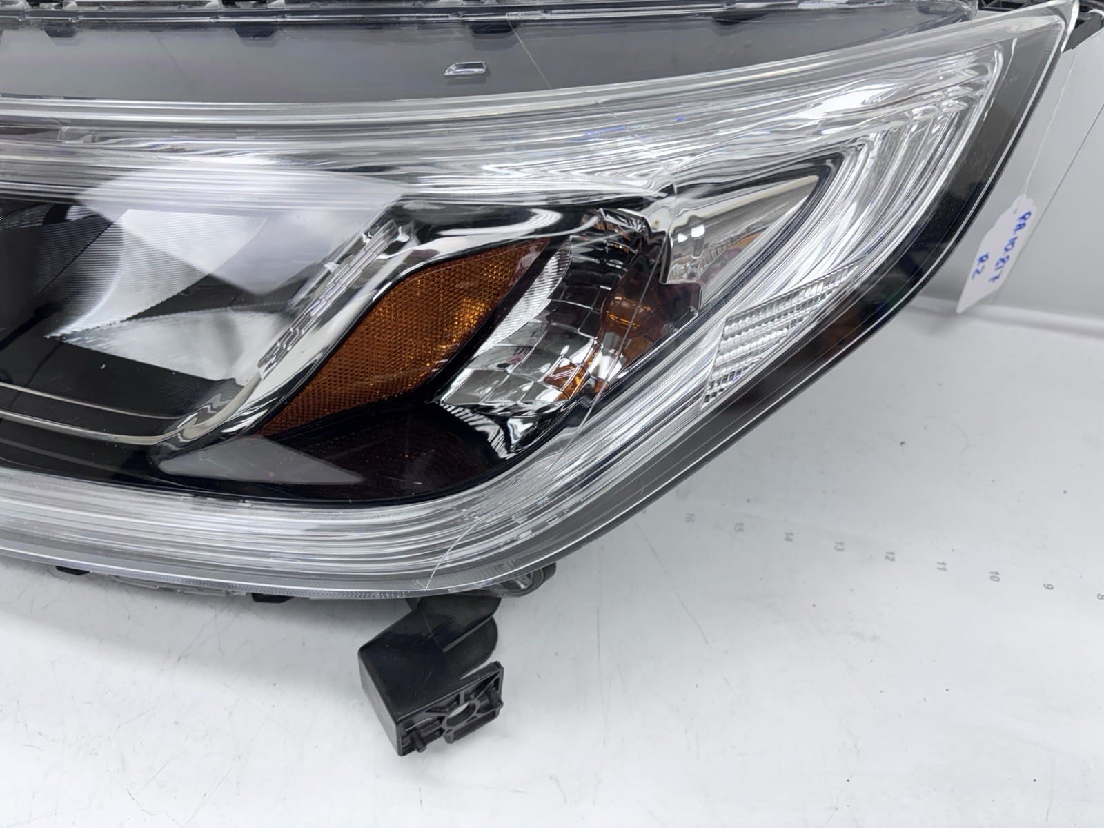 2015-16 HONDA CR-V HALOGEN FRONT LEFT OEM HEADLIGHT 33150-T1W-A01 - Image 12