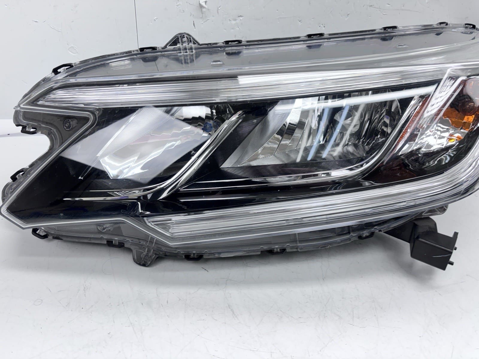 2015-16 HONDA CR-V HALOGEN FRONT LEFT OEM HEADLIGHT 33150-T1W-A01 - Image 15